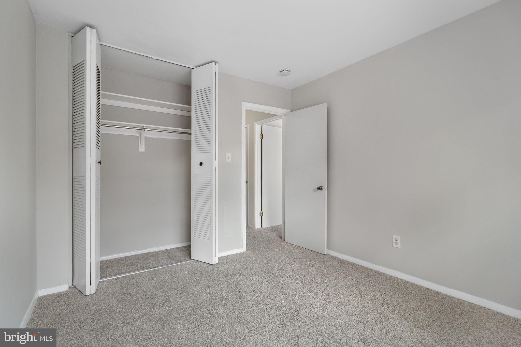 PINES CONDOMINIUM - Residential