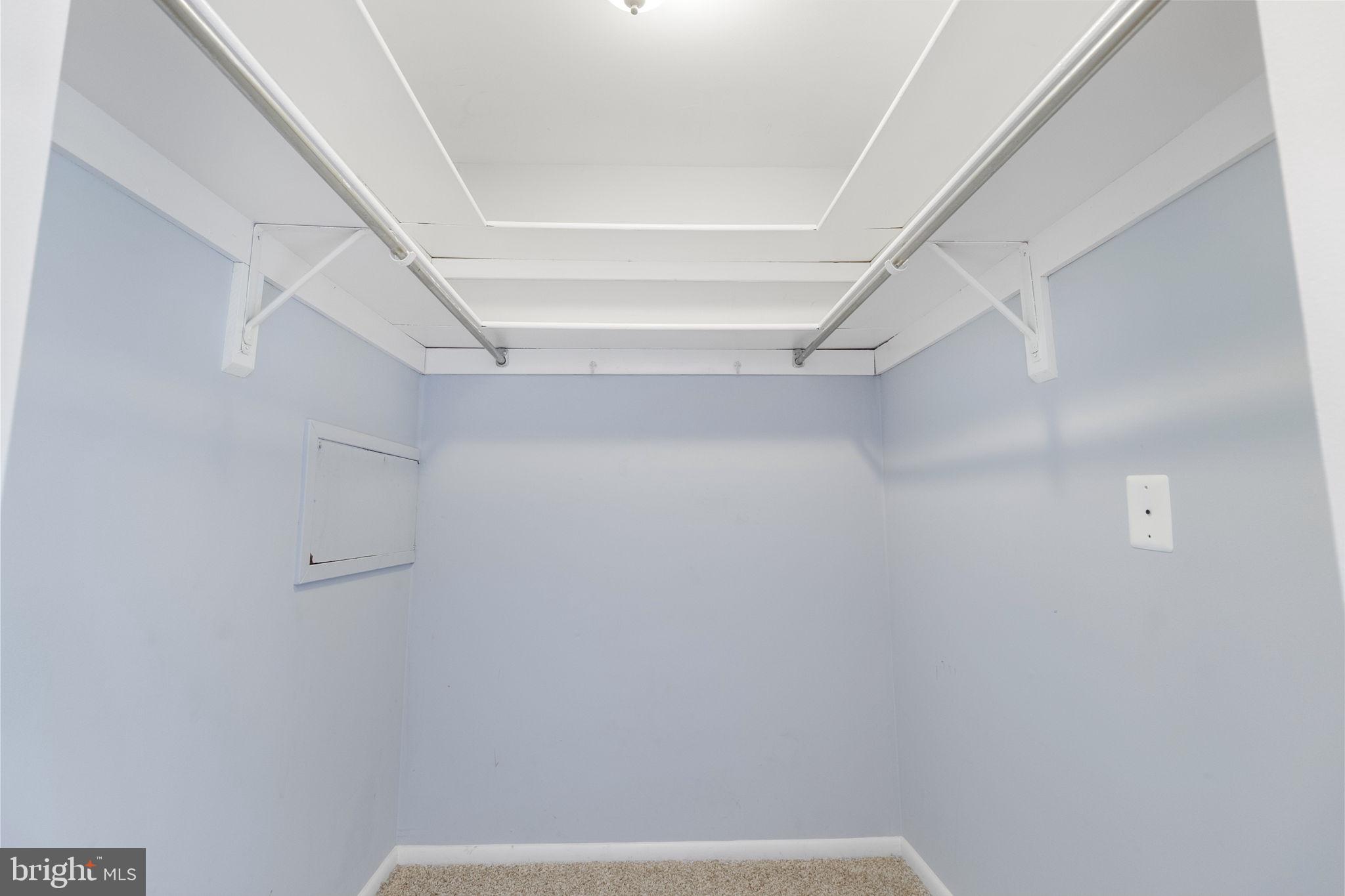 PINES CONDOMINIUM - Residential