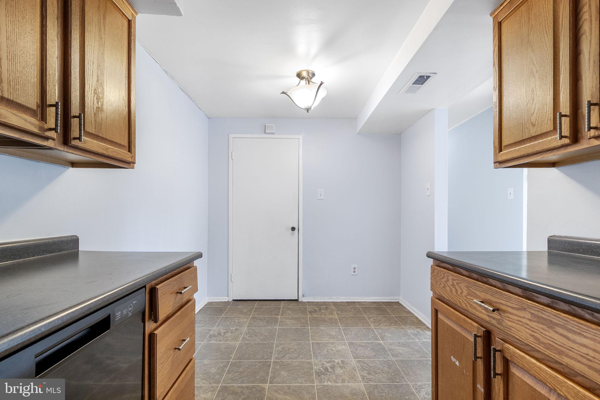 PINES CONDOMINIUM - Residential