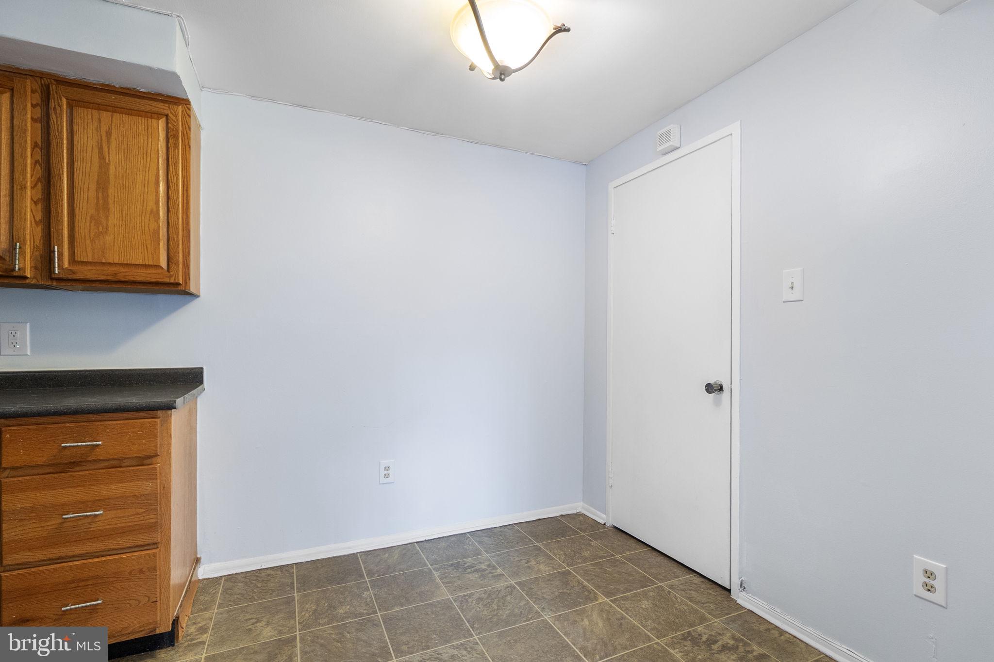 PINES CONDOMINIUM - Residential