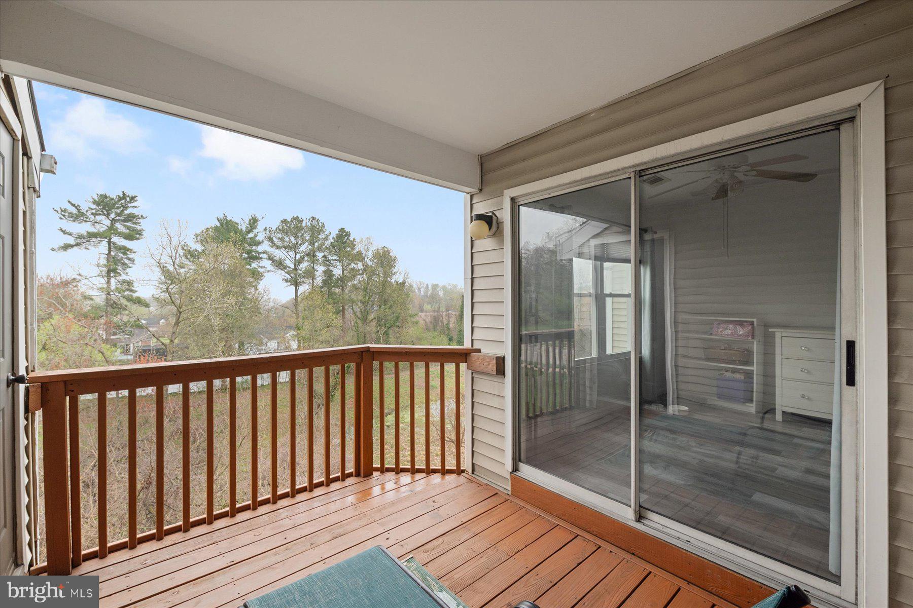 RIVERCHASE - Residential