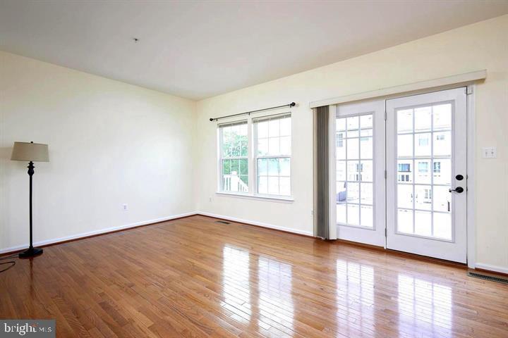 TUSCARORA CREEK - Residential Lease