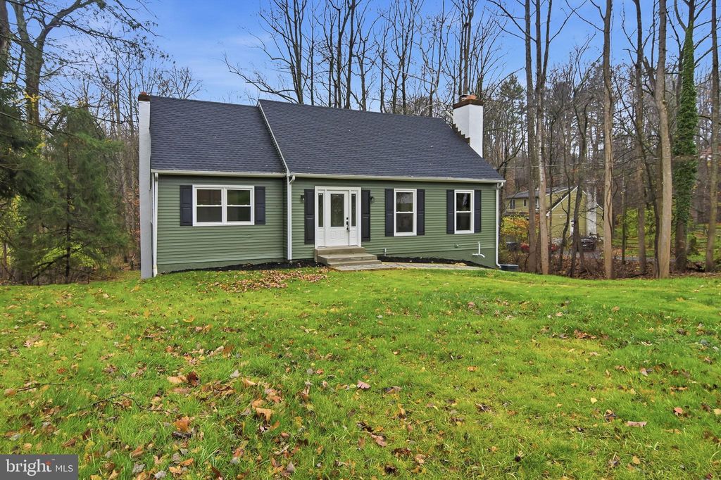 Photo of 420 Oakland Drive, DOWNINGTOWN, PA 19335 (MLS # PACT2113990)