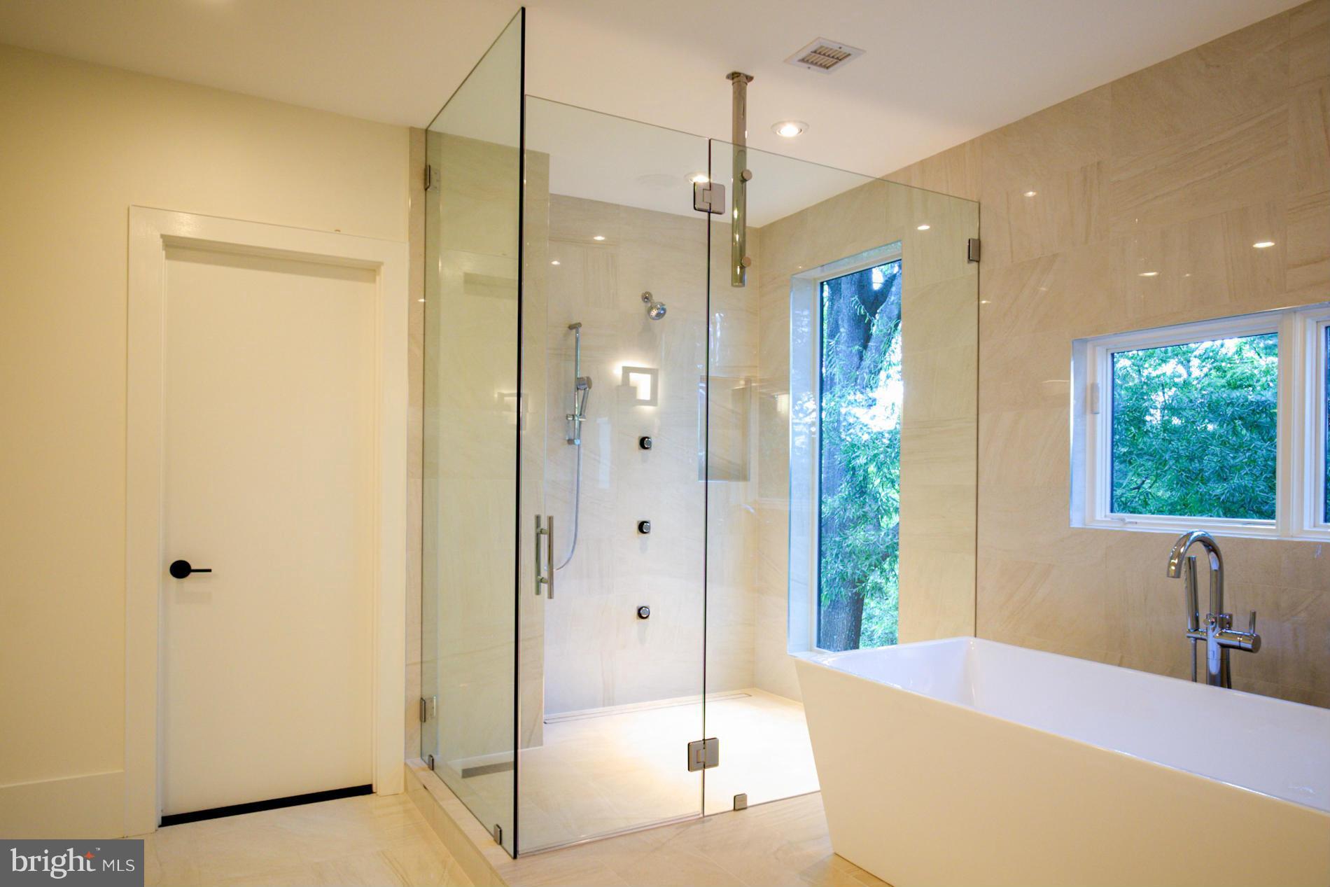 COUNTRY CLUB HILLS - Residential