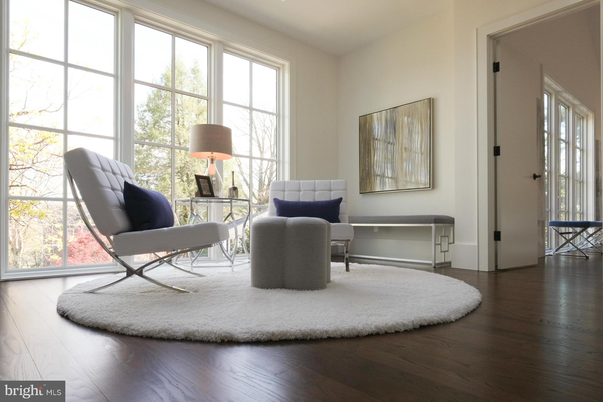 COUNTRY CLUB HILLS - Residential