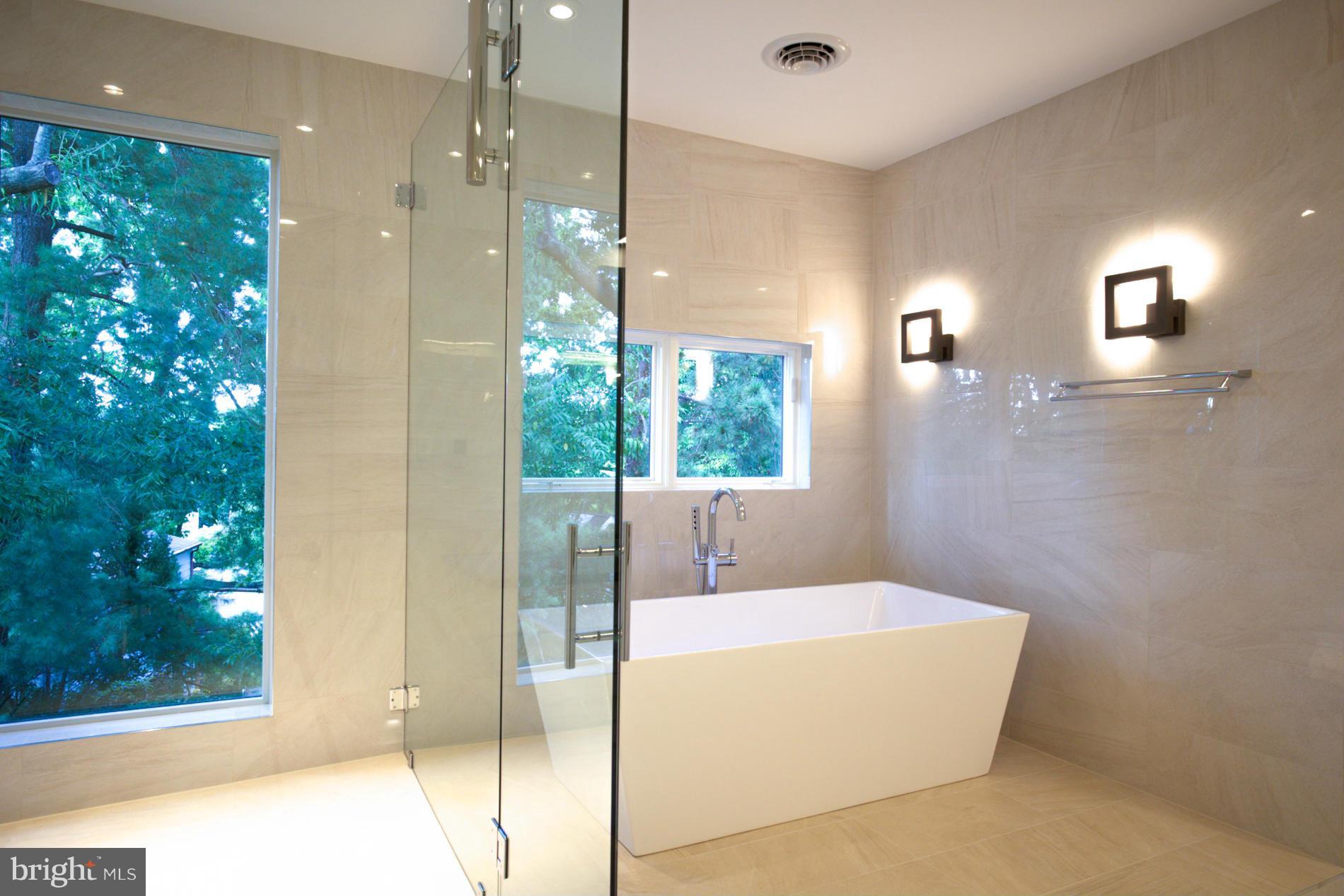 COUNTRY CLUB HILLS - Residential