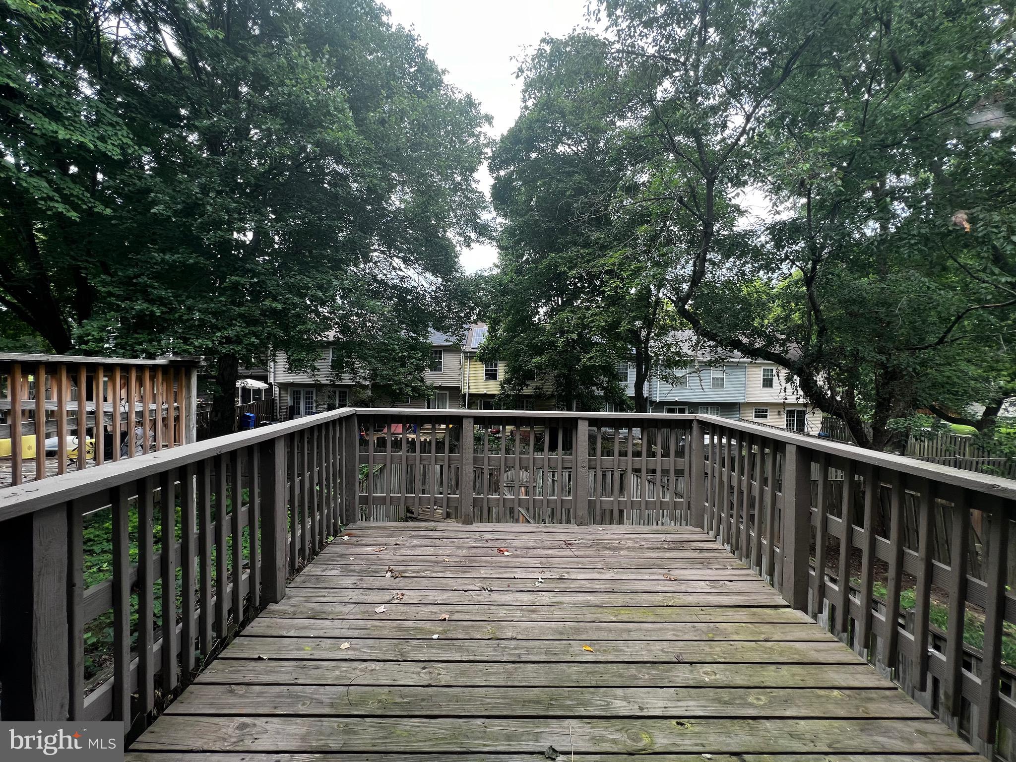 LAKE VILLAGE MANOR - Residential Lease