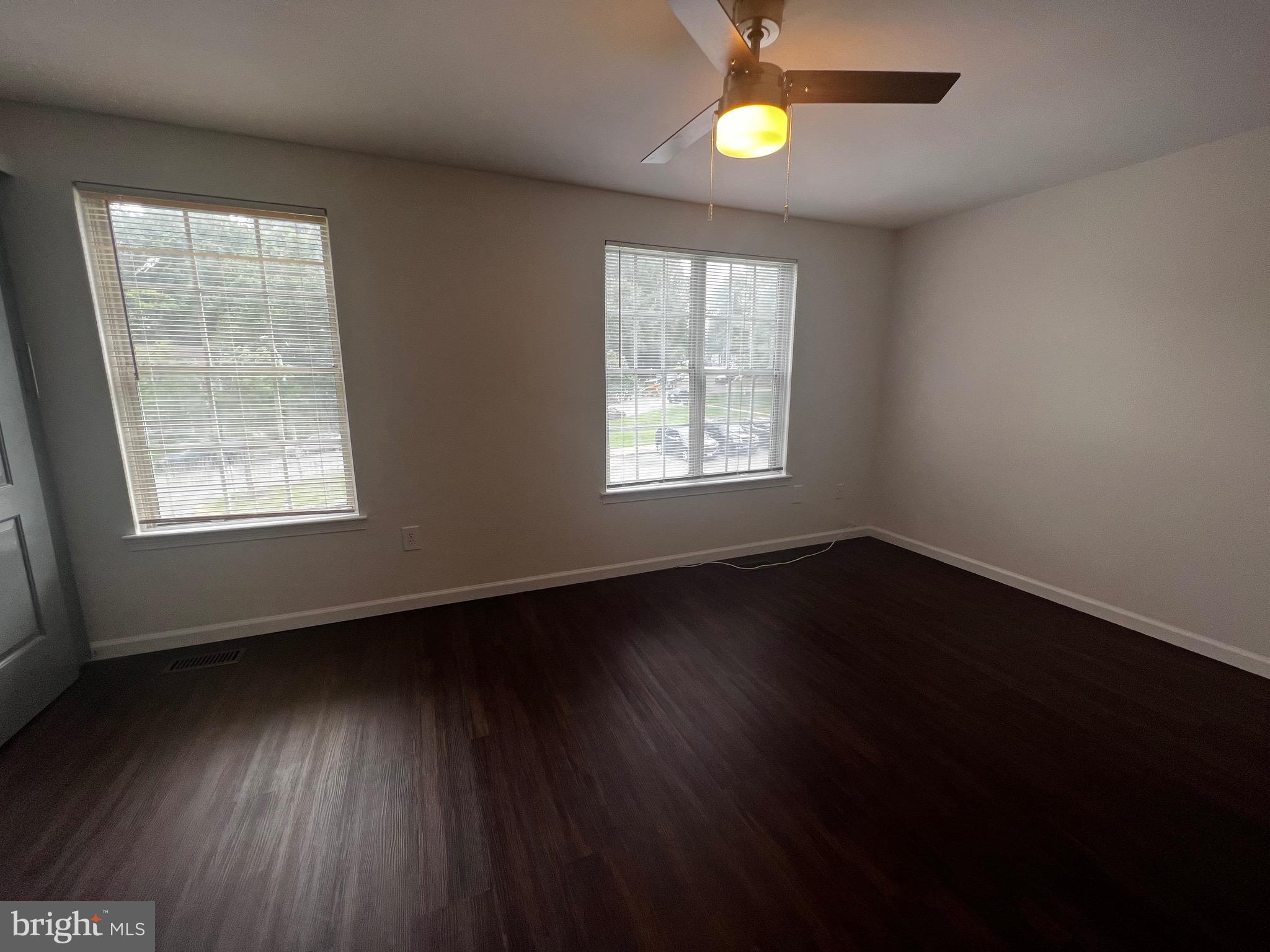 LAKE VILLAGE MANOR - Residential Lease