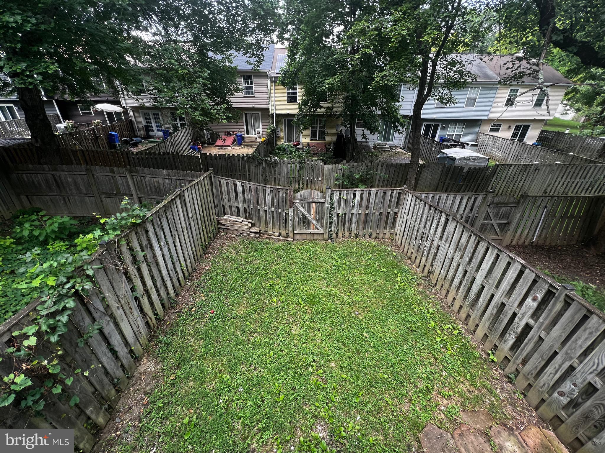 LAKE VILLAGE MANOR - Residential Lease