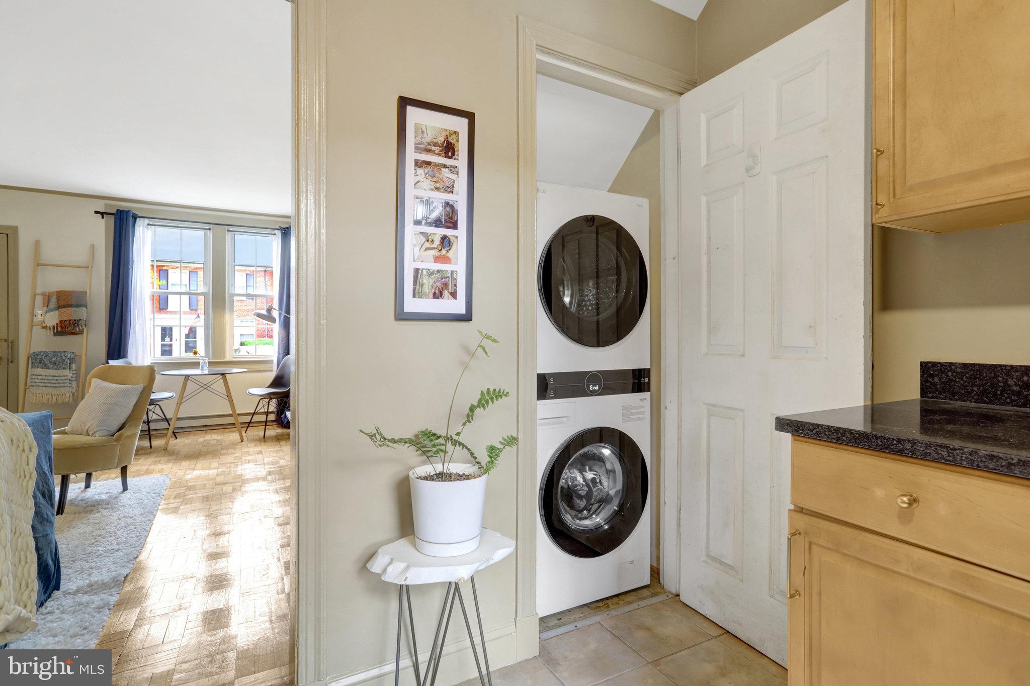 ARLINGTON VILLAGE - Residential Lease