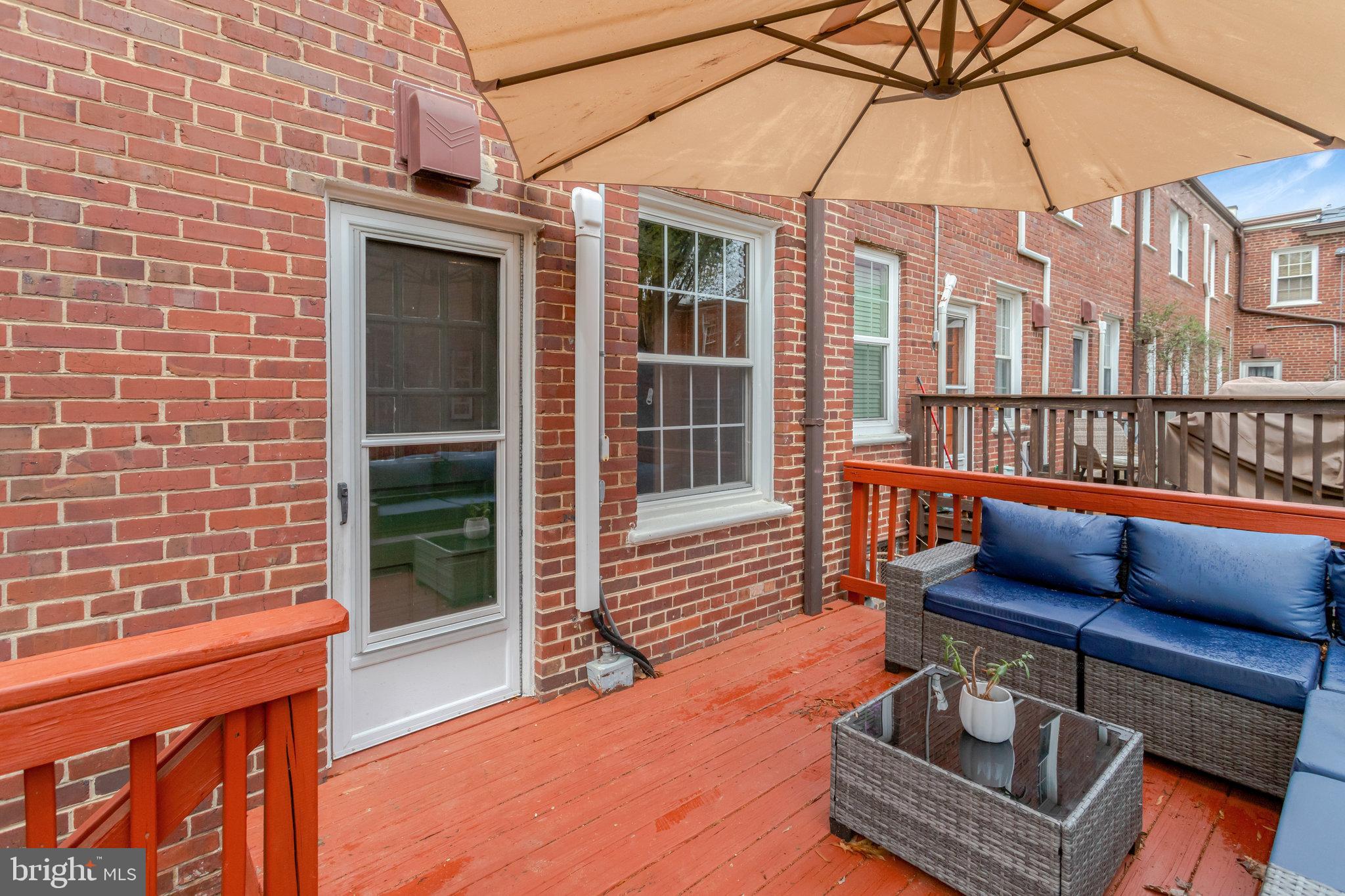 ARLINGTON VILLAGE - Residential Lease