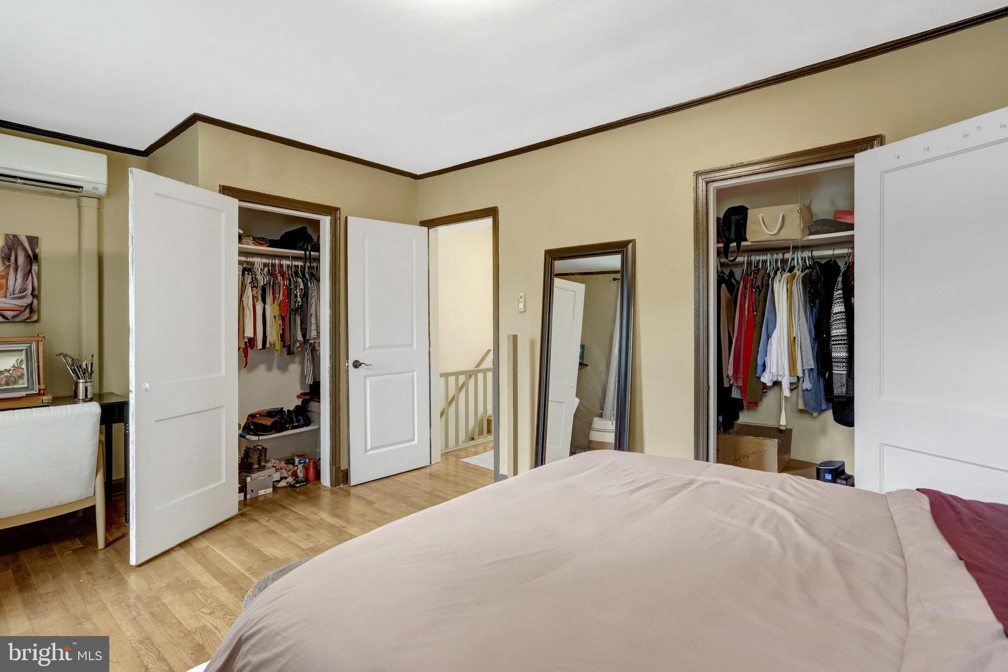 ARLINGTON VILLAGE - Residential Lease