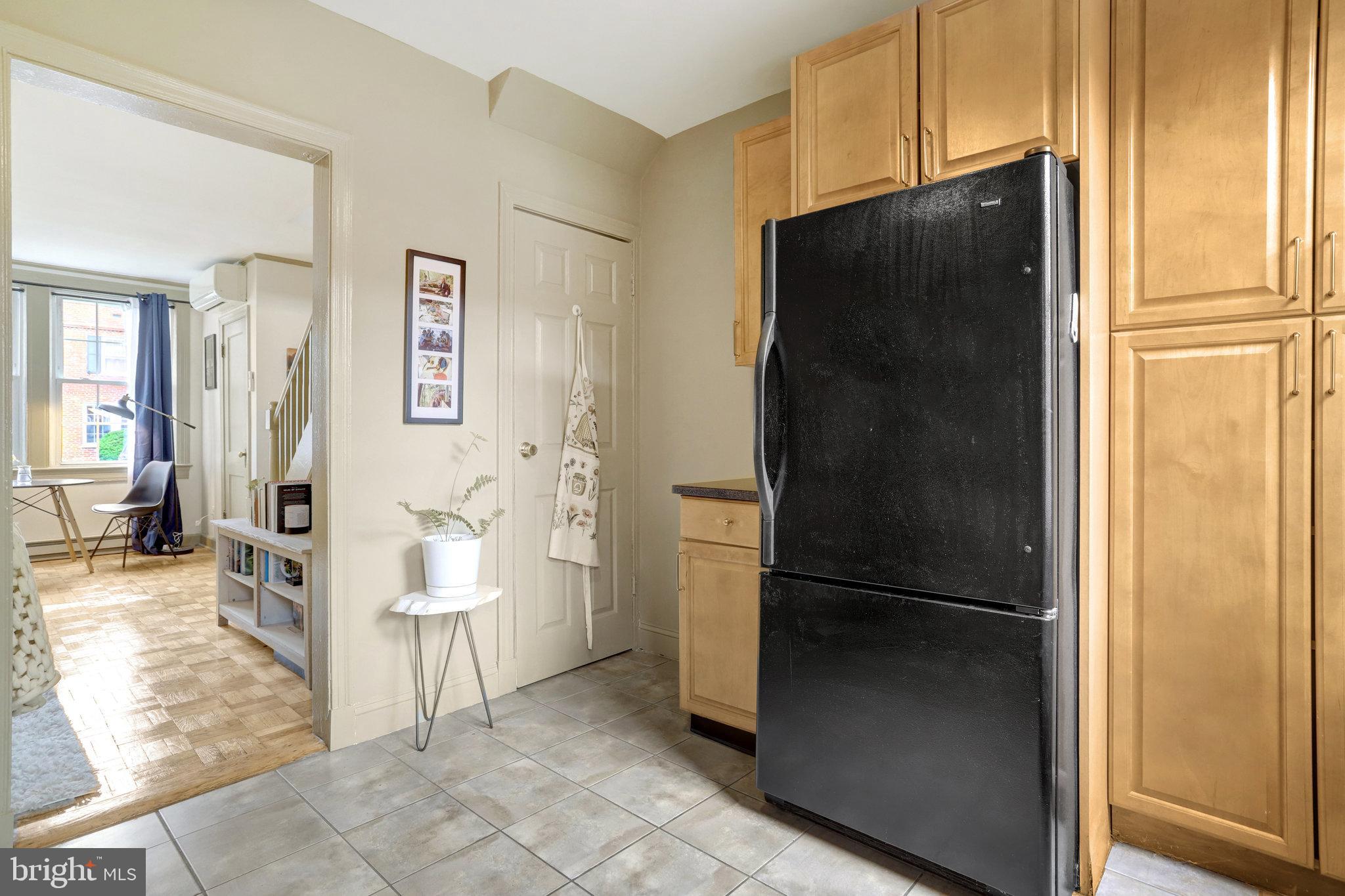 ARLINGTON VILLAGE - Residential Lease