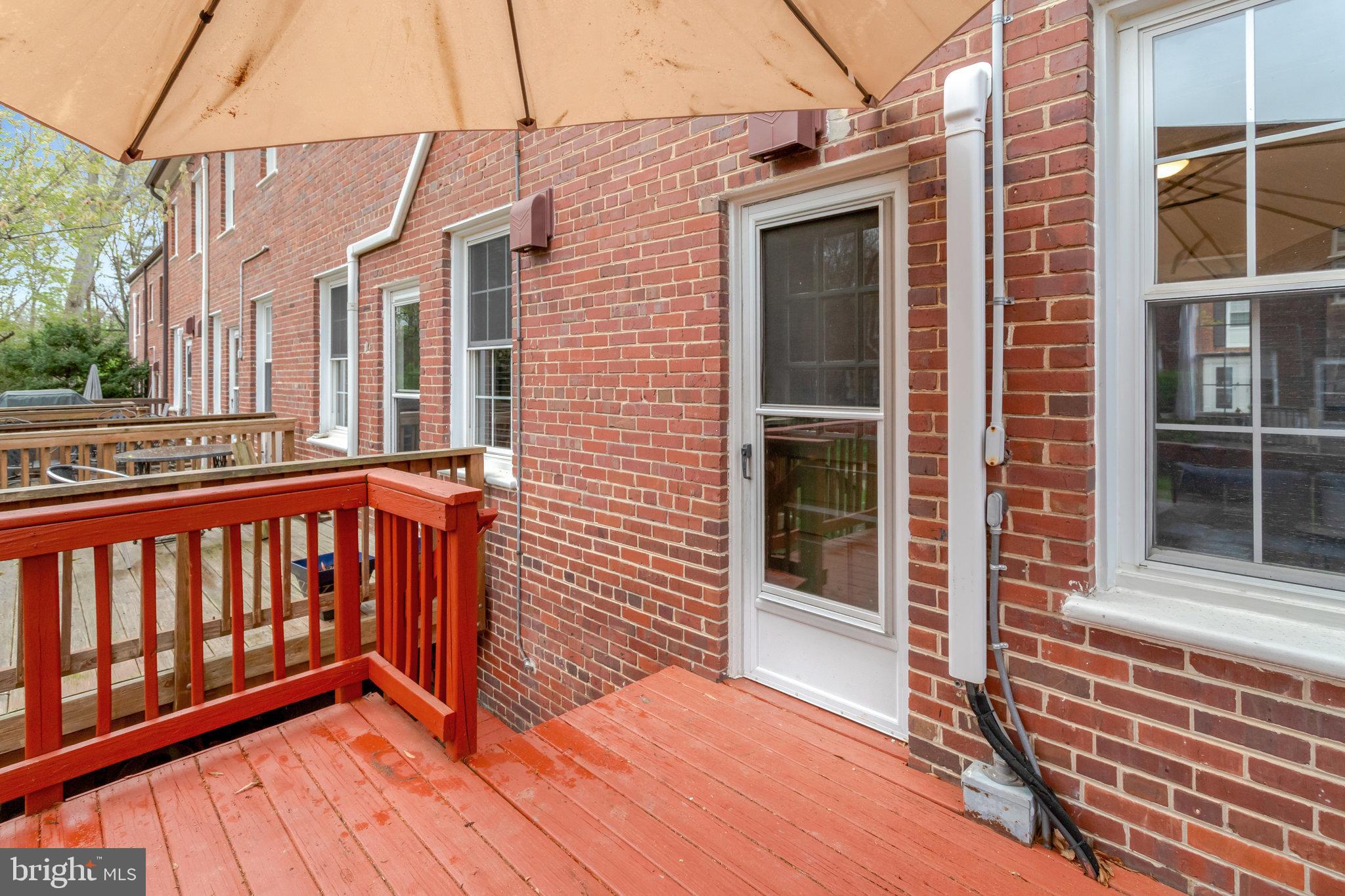 ARLINGTON VILLAGE - Residential Lease