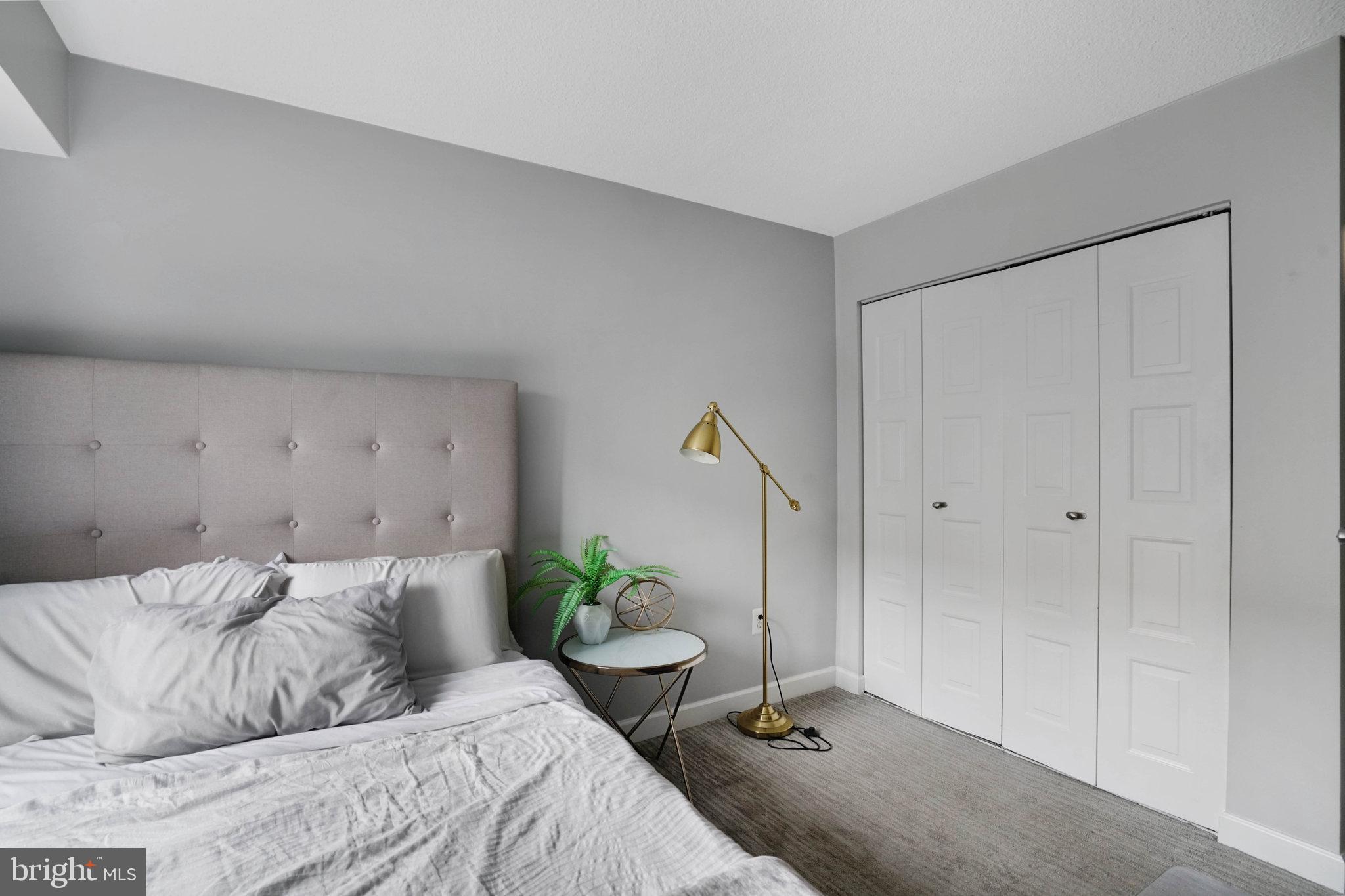 CENTURY SOUTH - Residential Lease