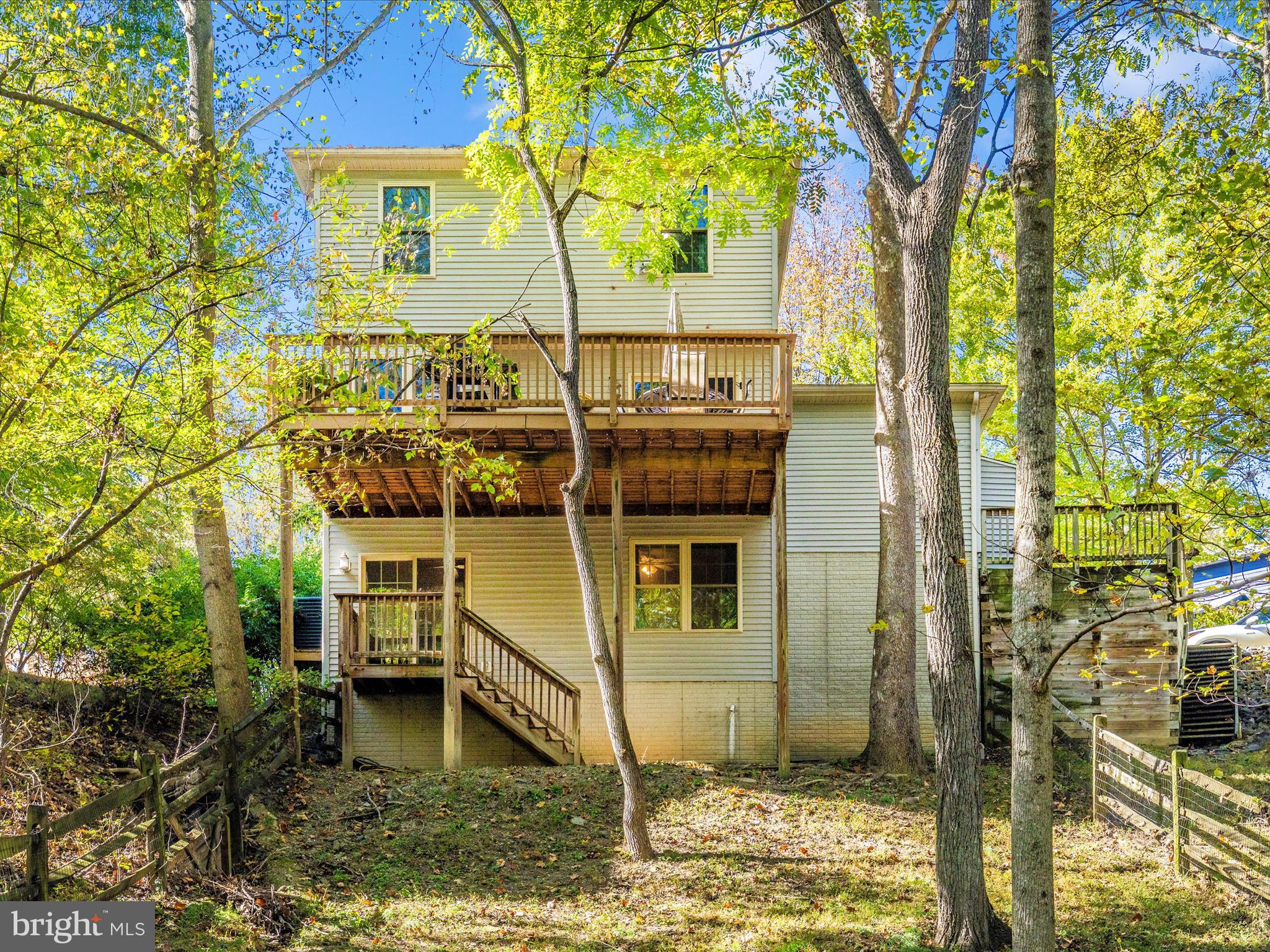 THE MEADOWS - Residential