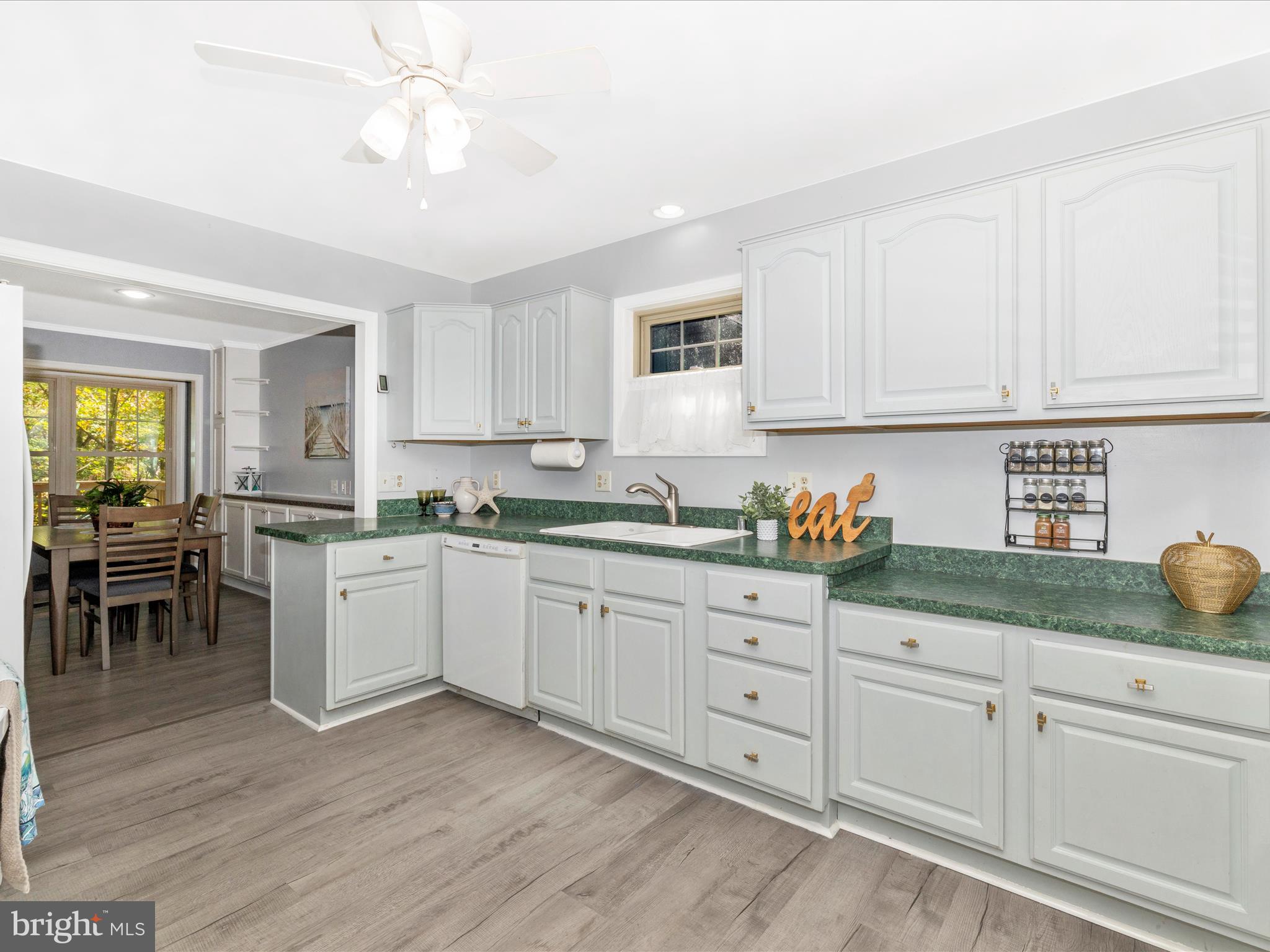 THE MEADOWS - Residential