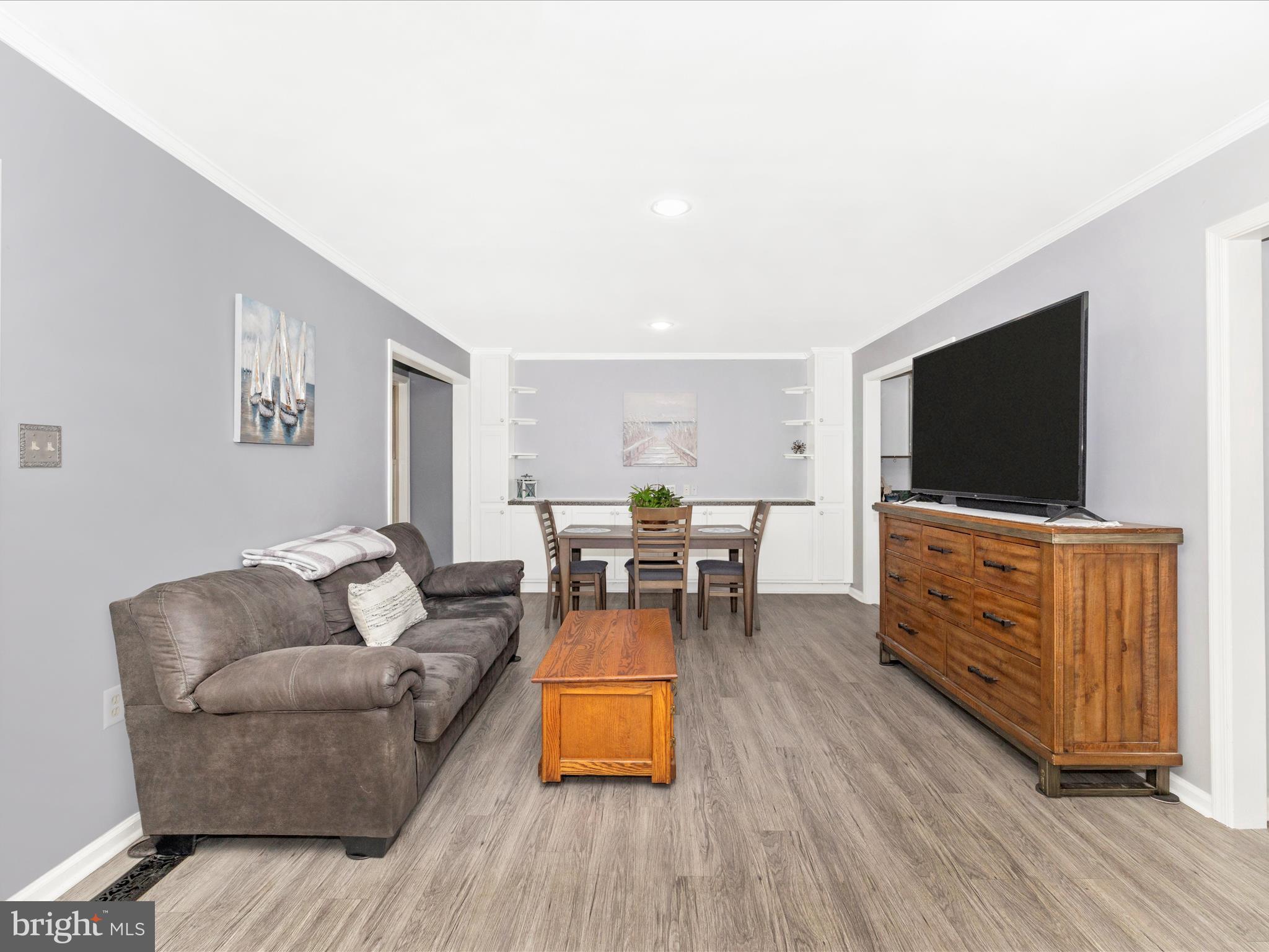 THE MEADOWS - Residential