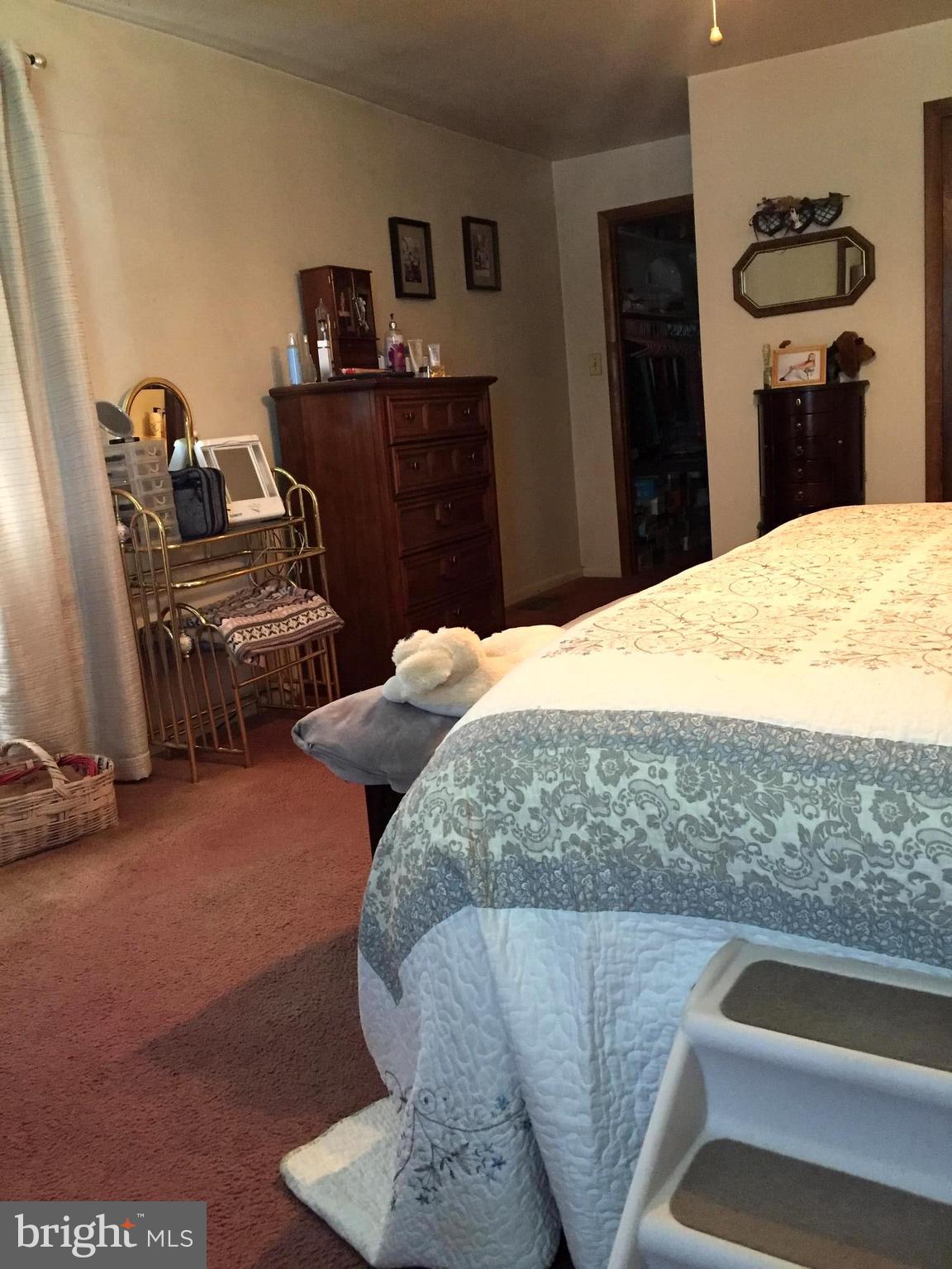 DOGWOOD MANOR - Residential