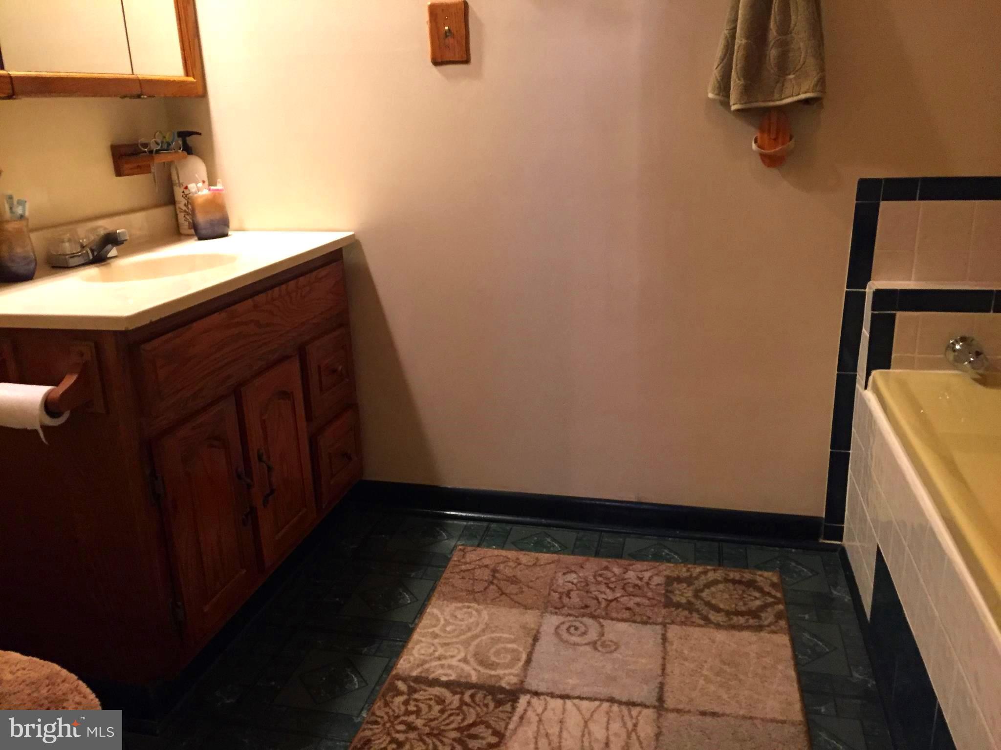 DOGWOOD MANOR - Residential