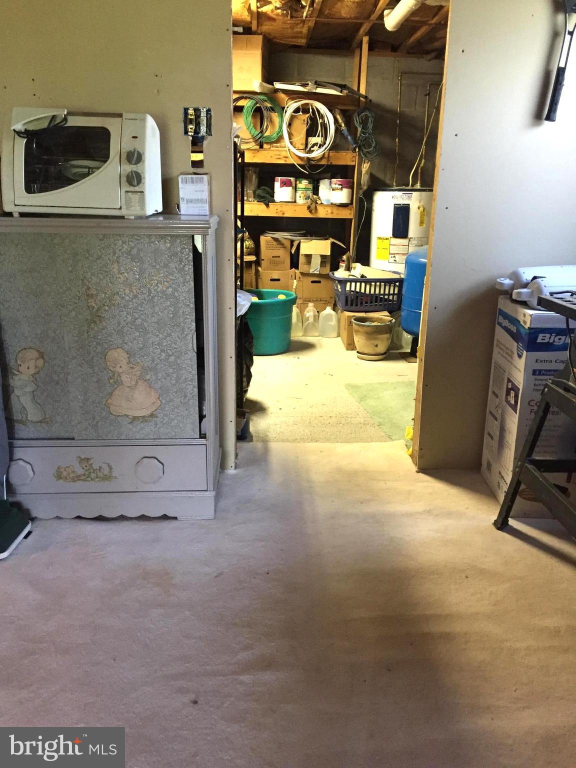 DOGWOOD MANOR - Residential