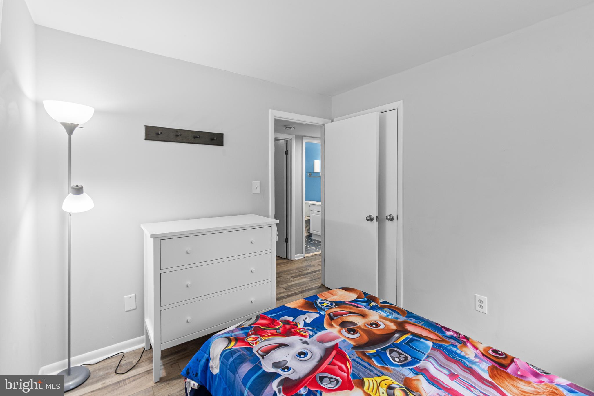 OAK BLUFF - Residential