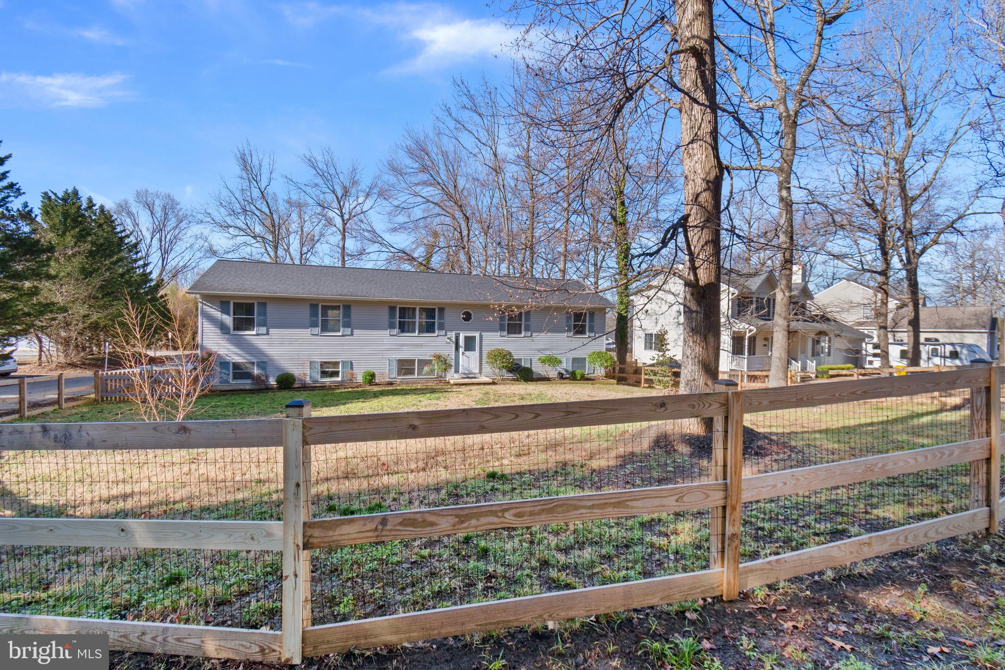 OAK BLUFF - Residential