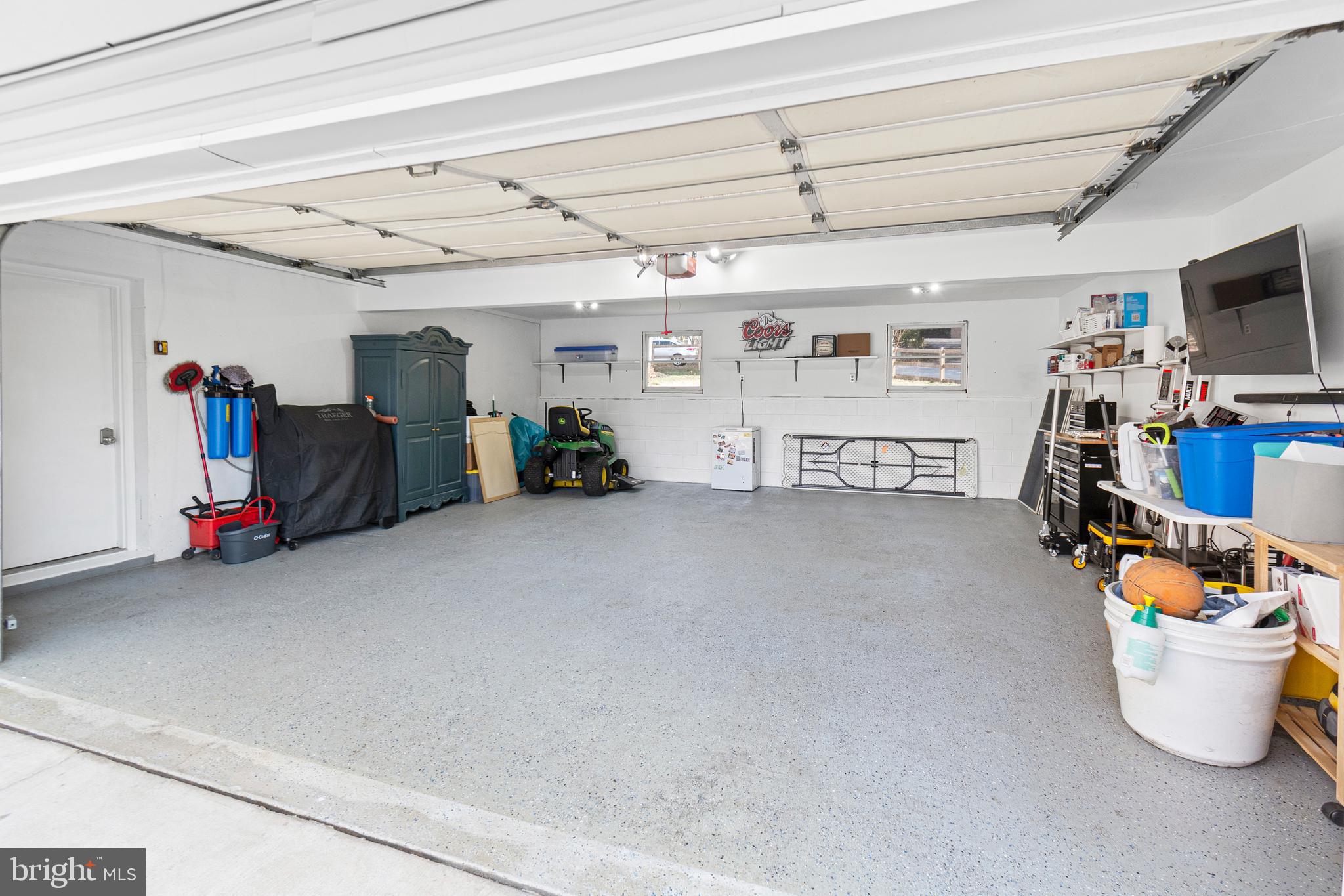 OAK BLUFF - Residential