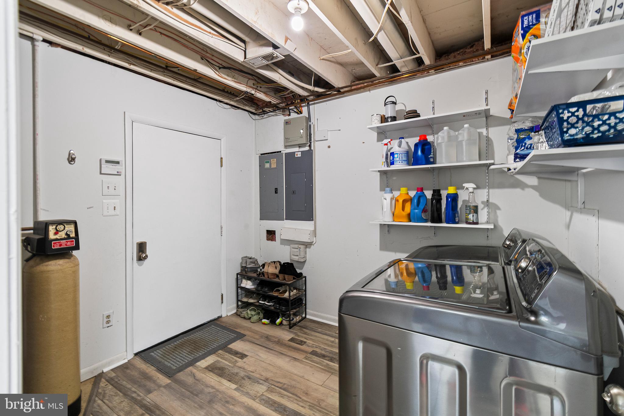 OAK BLUFF - Residential