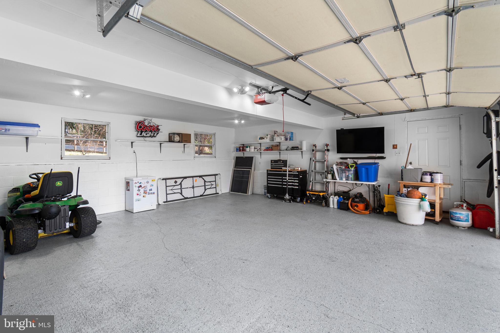 OAK BLUFF - Residential