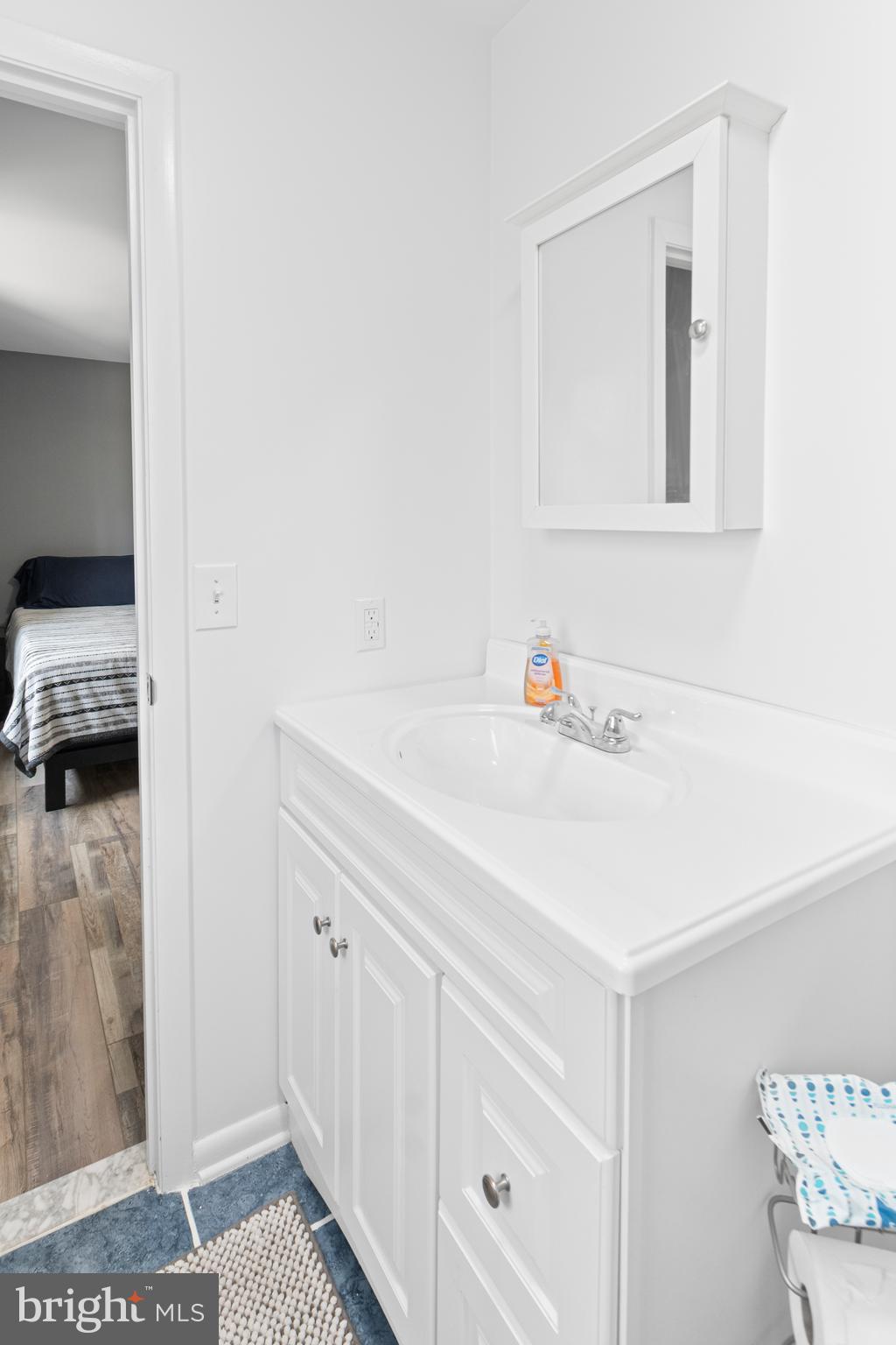 OAK BLUFF - Residential