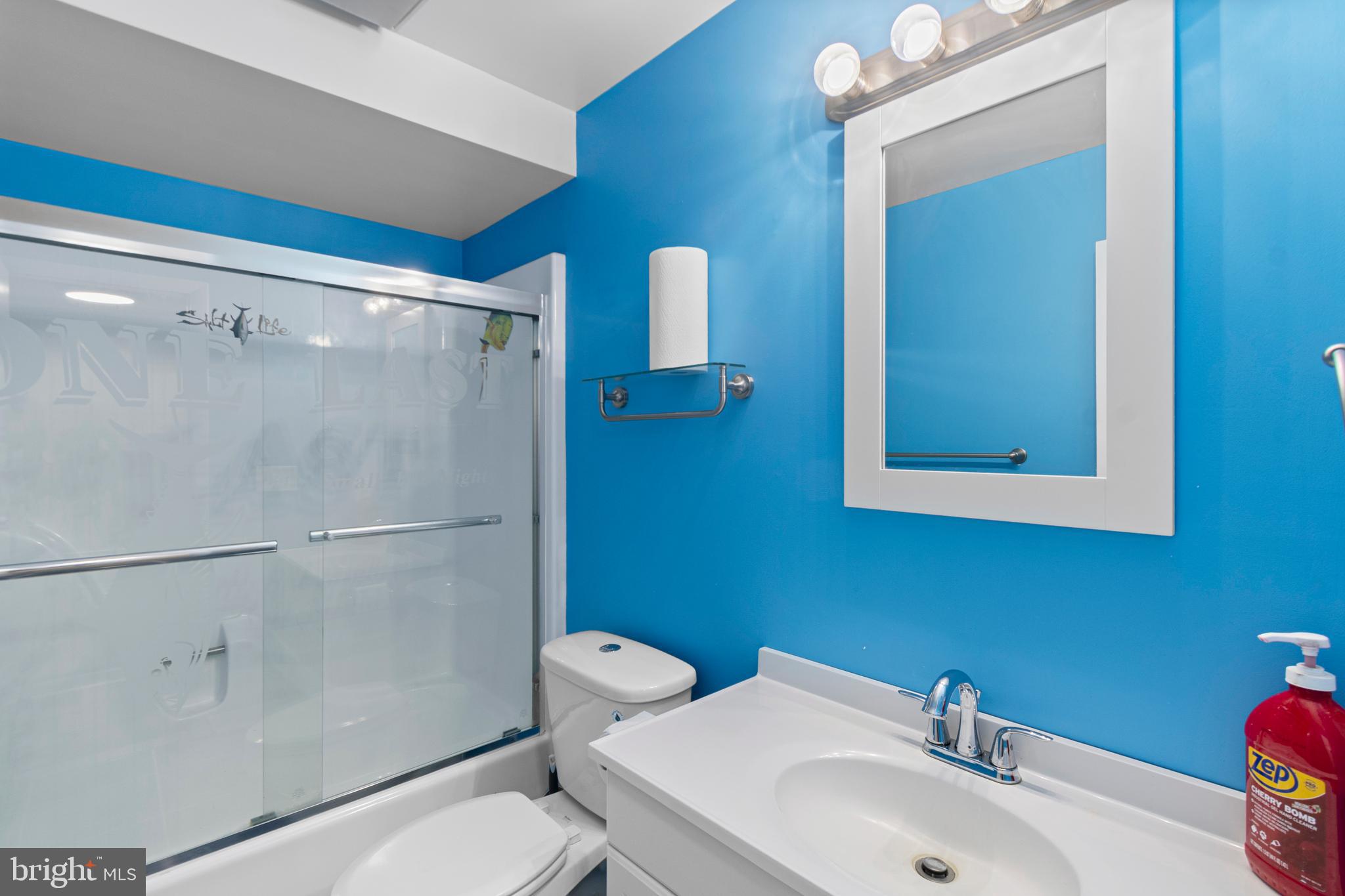 OAK BLUFF - Residential