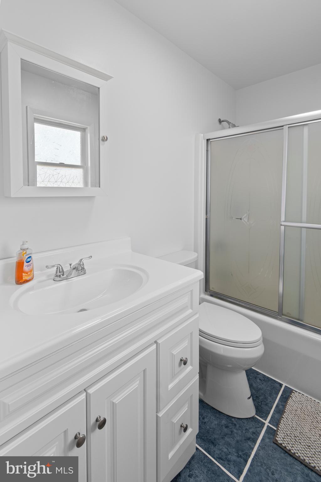 OAK BLUFF - Residential