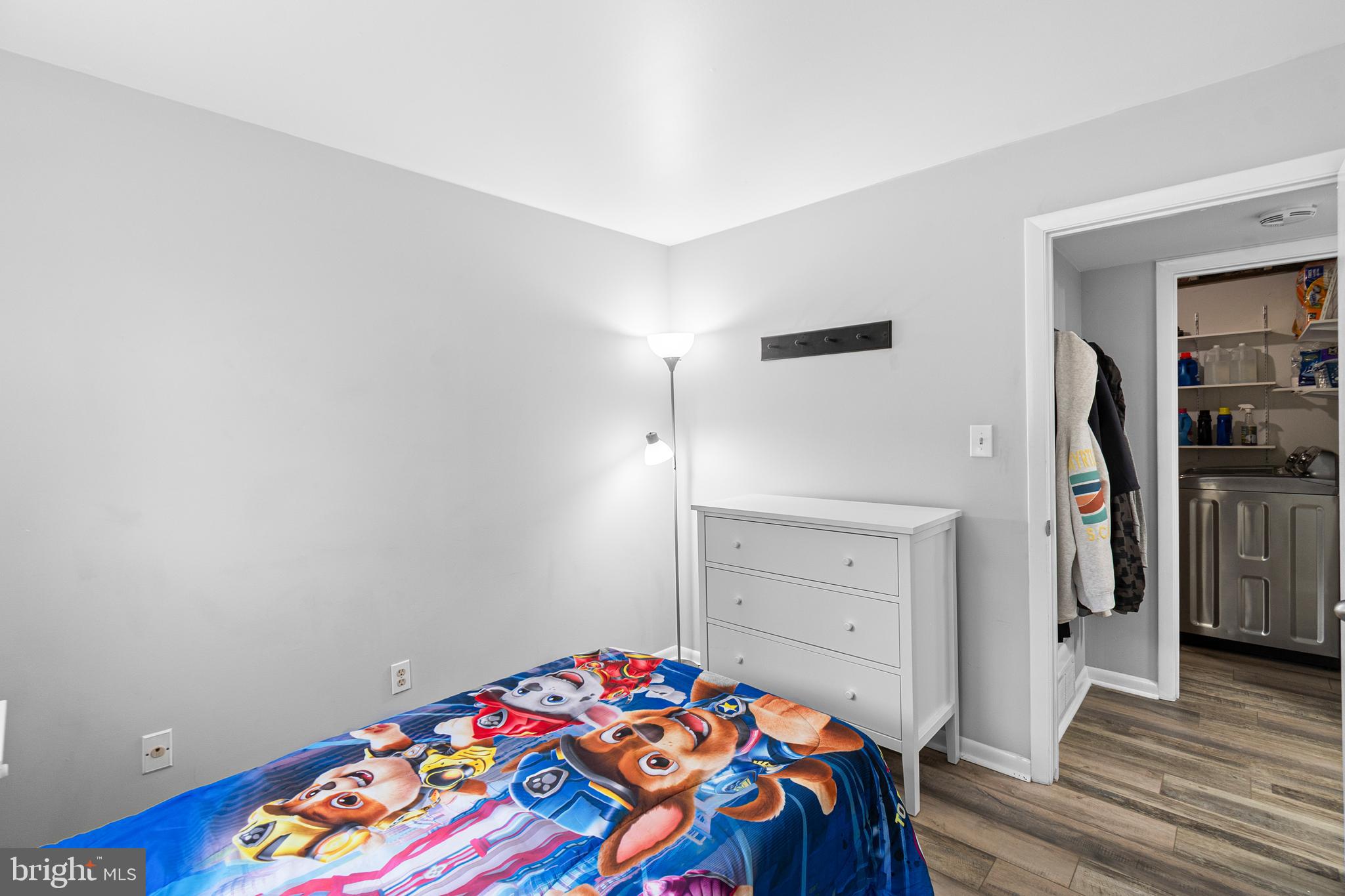 OAK BLUFF - Residential