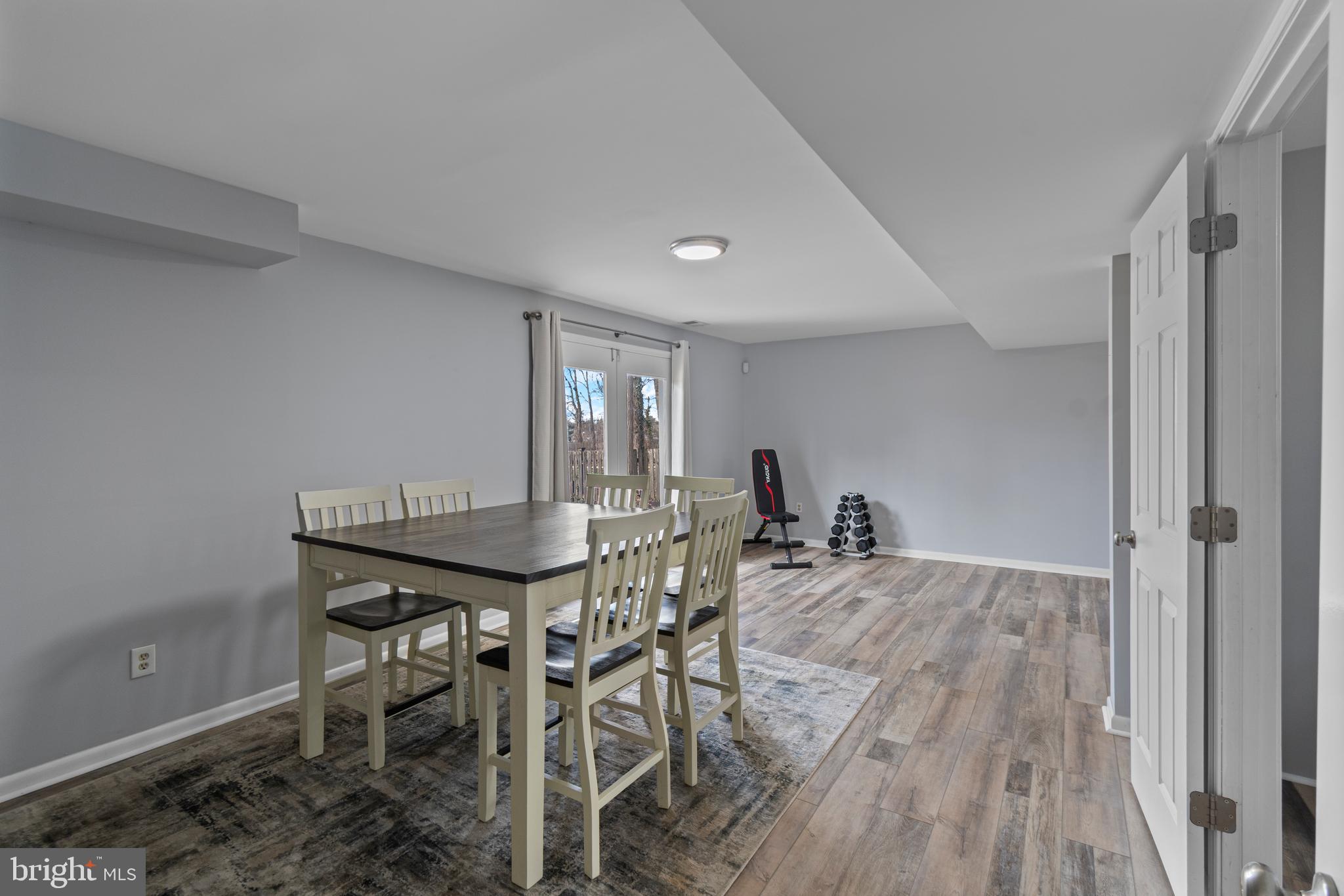 OAK BLUFF - Residential