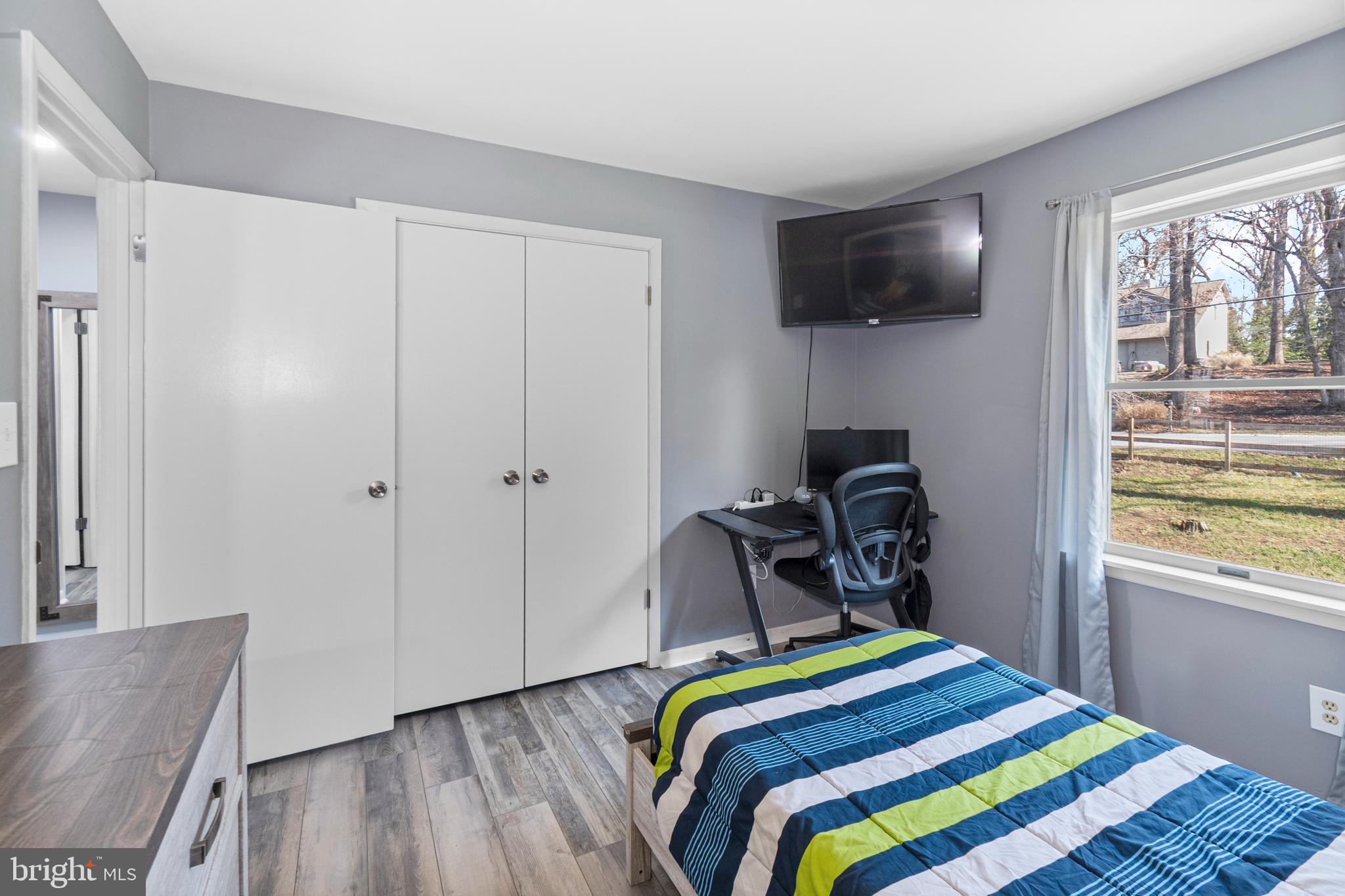 OAK BLUFF - Residential