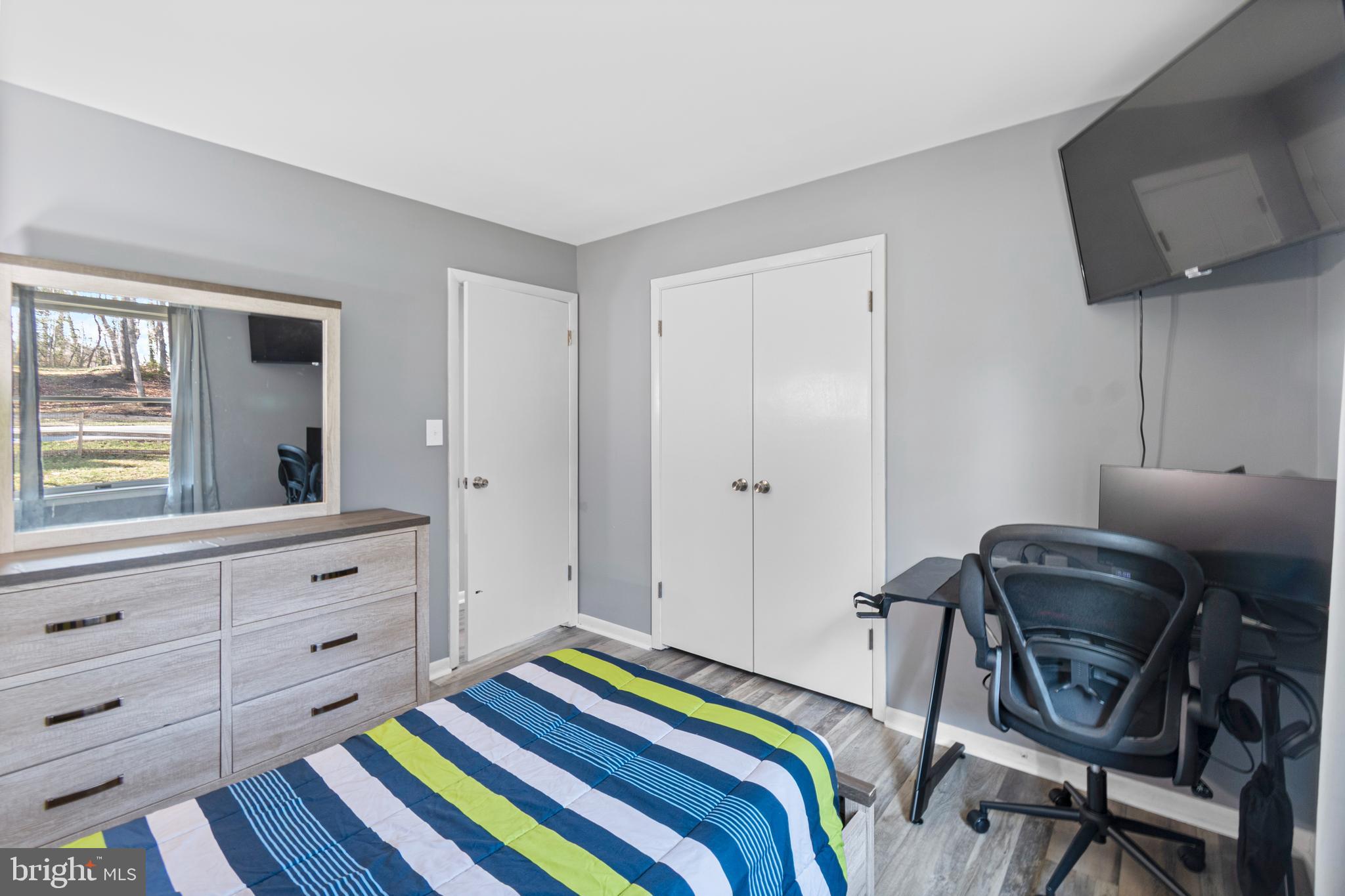 OAK BLUFF - Residential