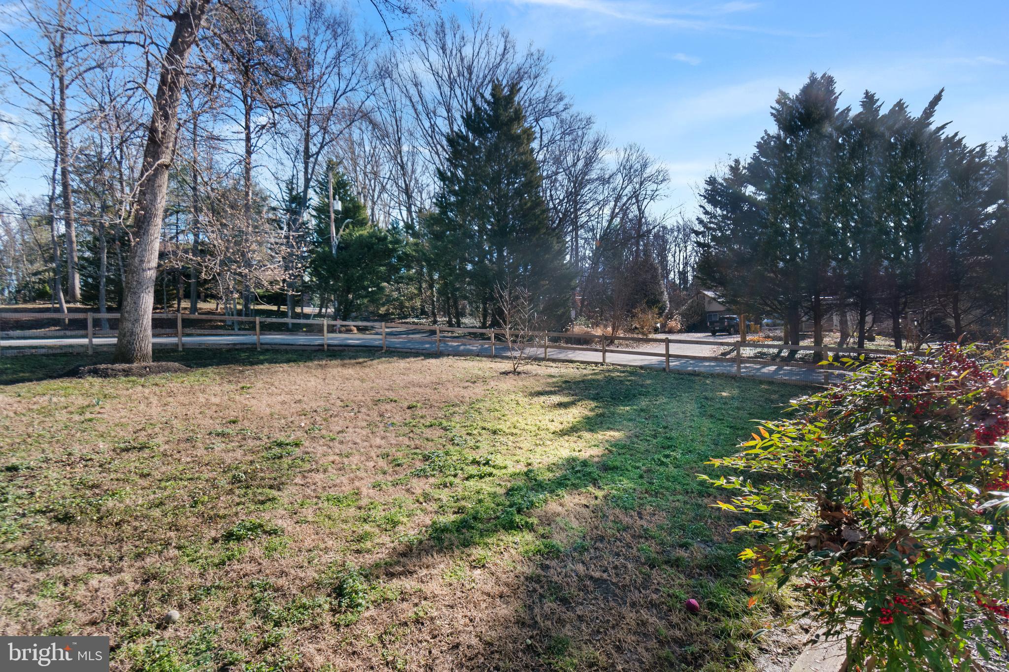 OAK BLUFF - Residential