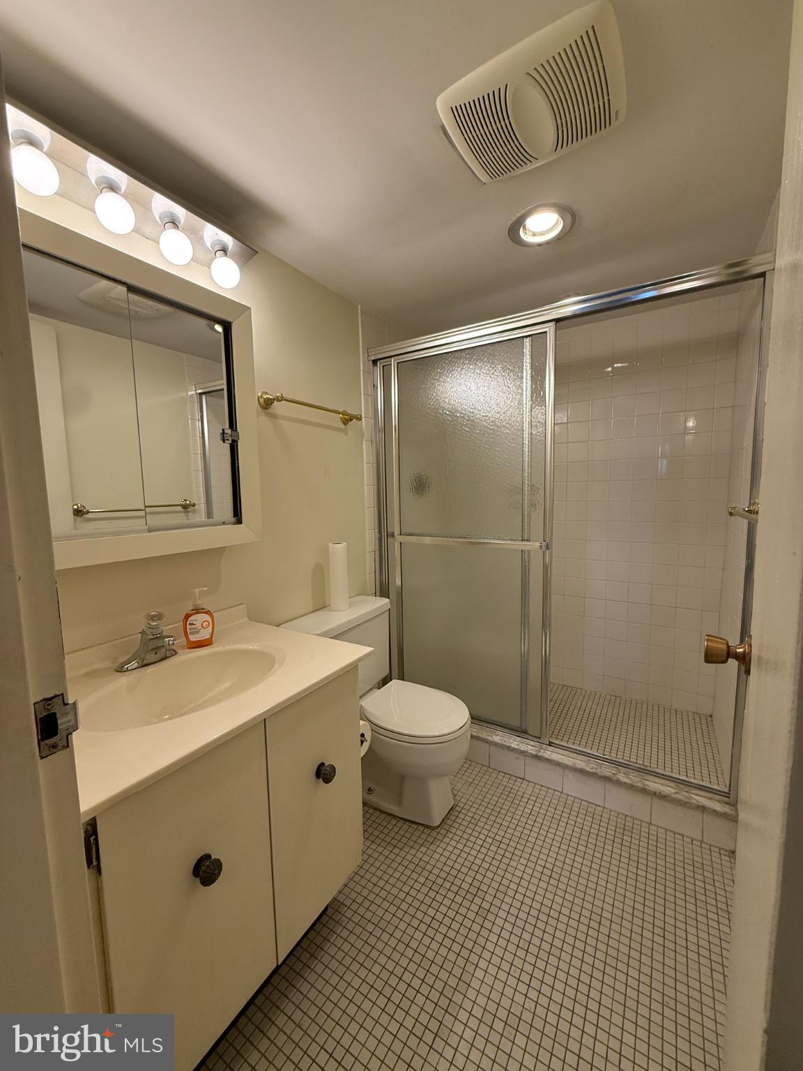 AVENUE OF THE ARTS - Residential