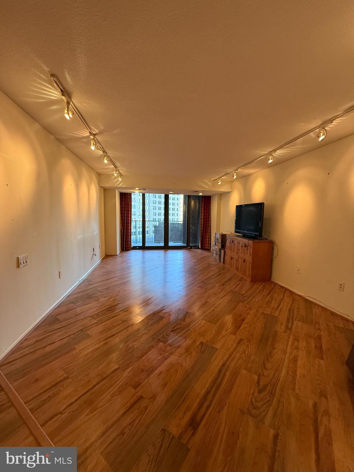 1420 LOCUST STREET 11K