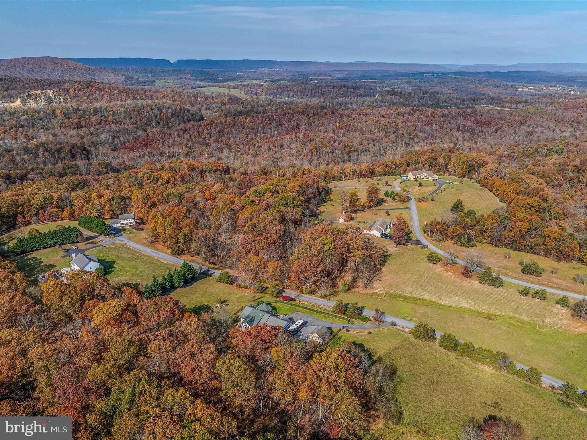 VILLAGE SQUARE - Residential