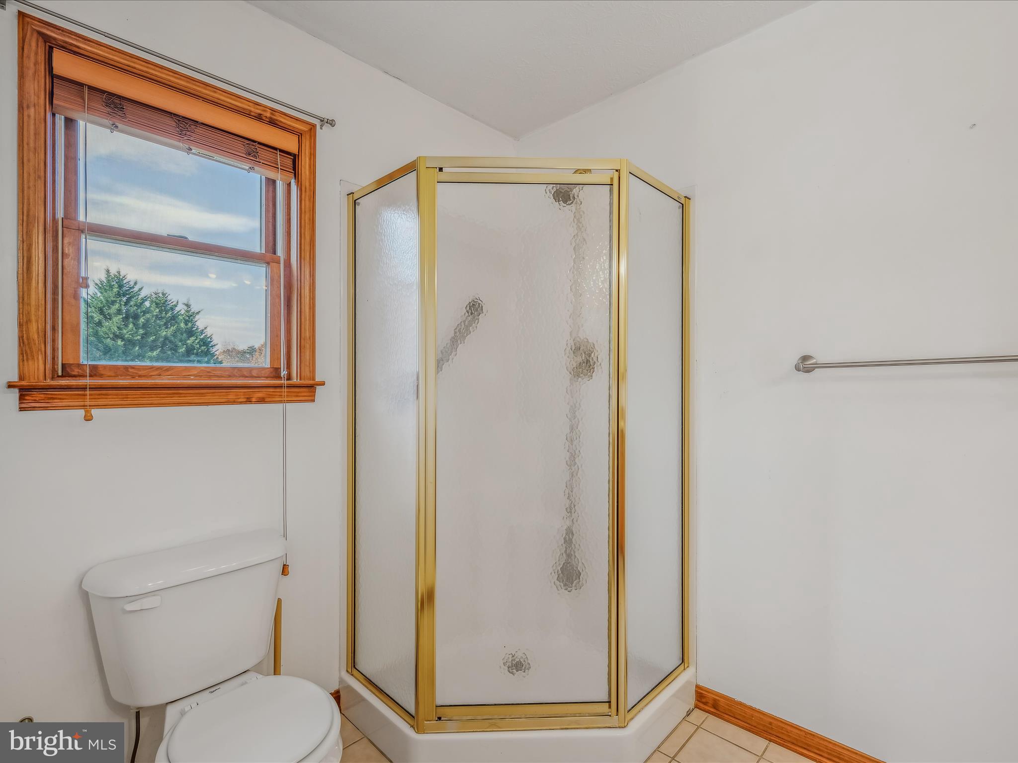 VILLAGE SQUARE - Residential