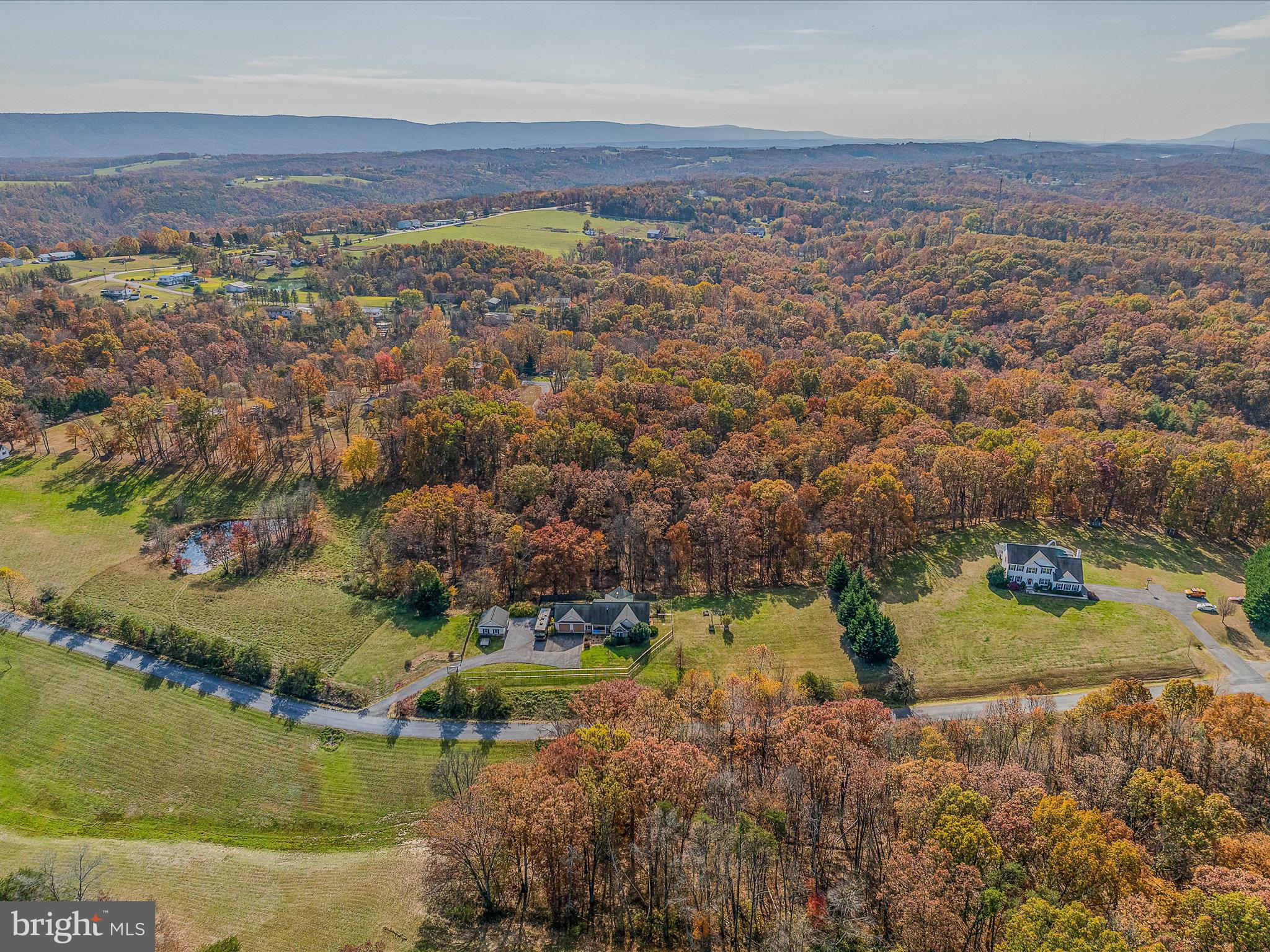 VILLAGE SQUARE - Residential