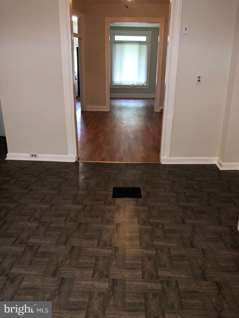 WOODMERE - Residential