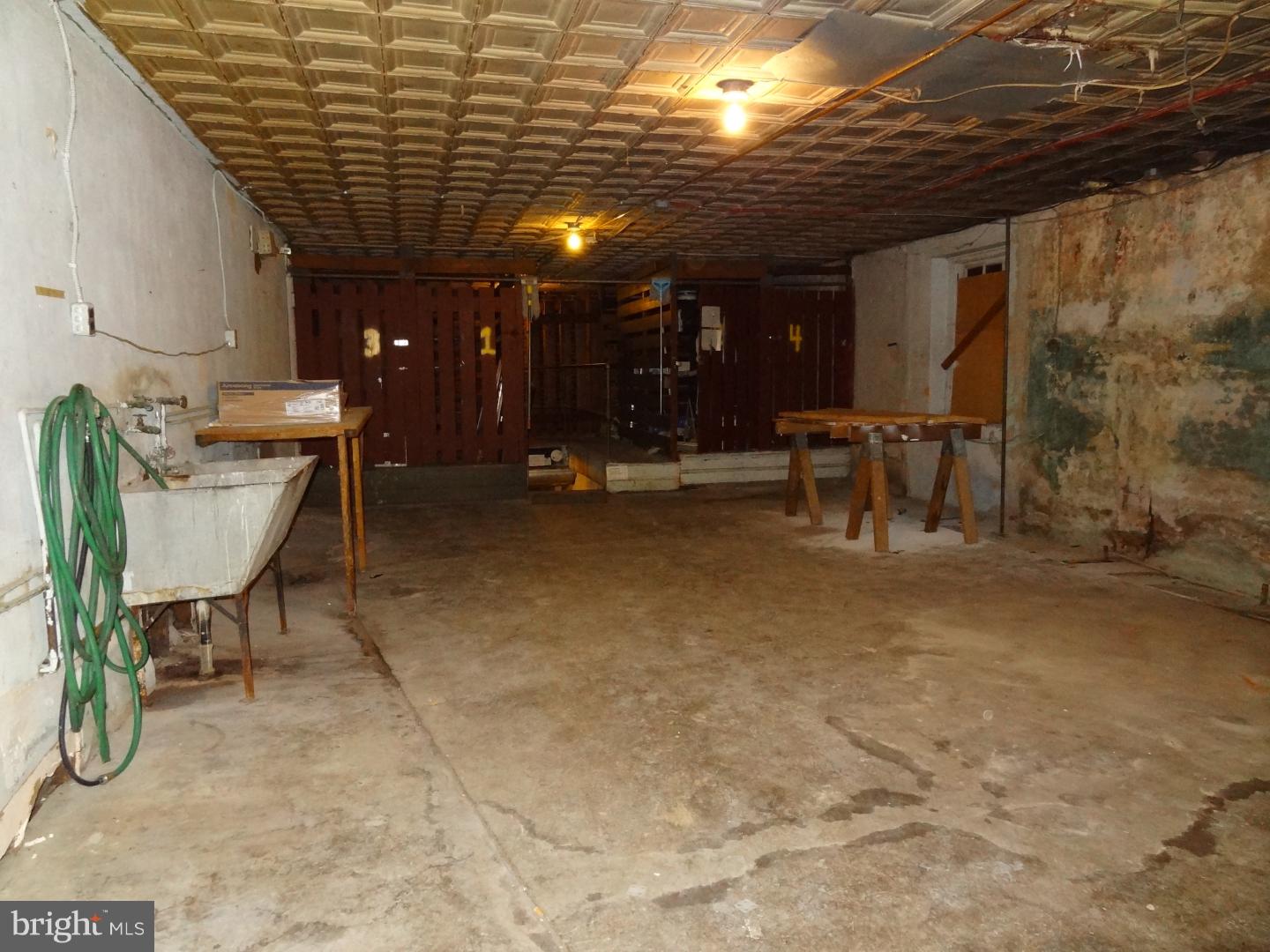 TACONY - Residential Income