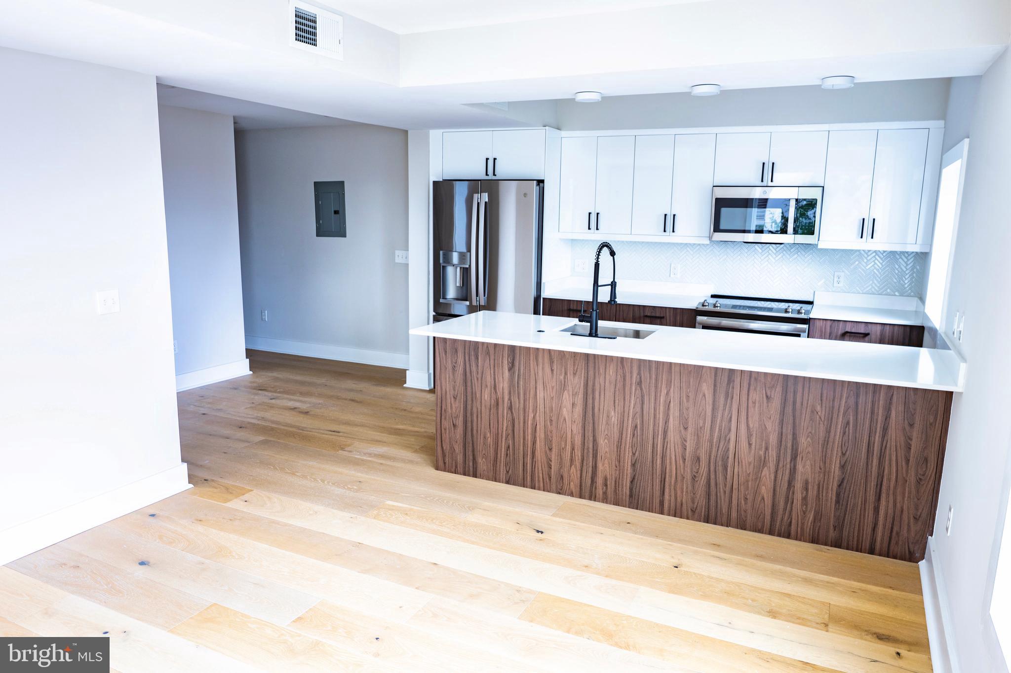 919 12TH STREET NE A301