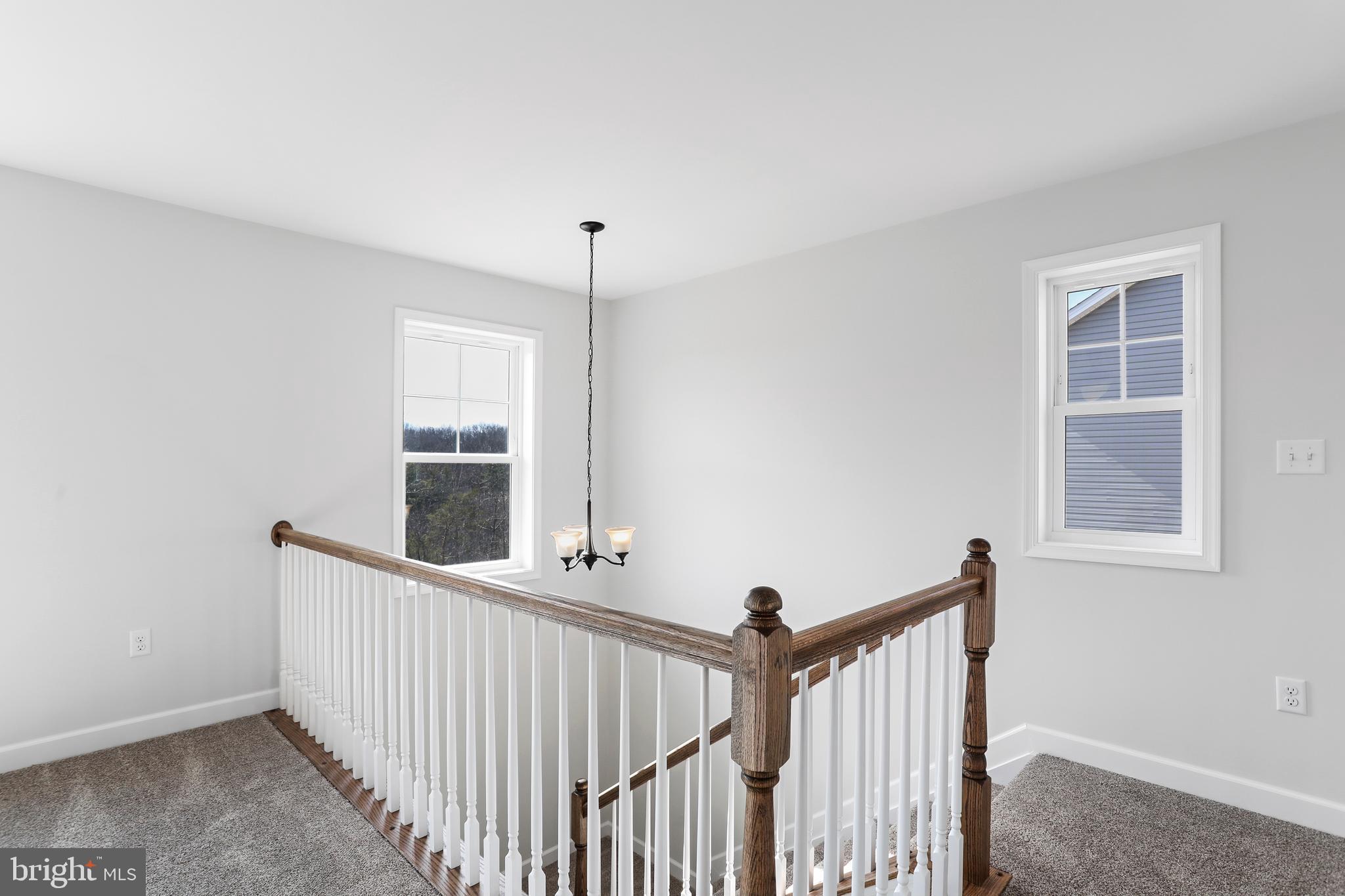 MIDDLE CREEK VISTAS - Residential