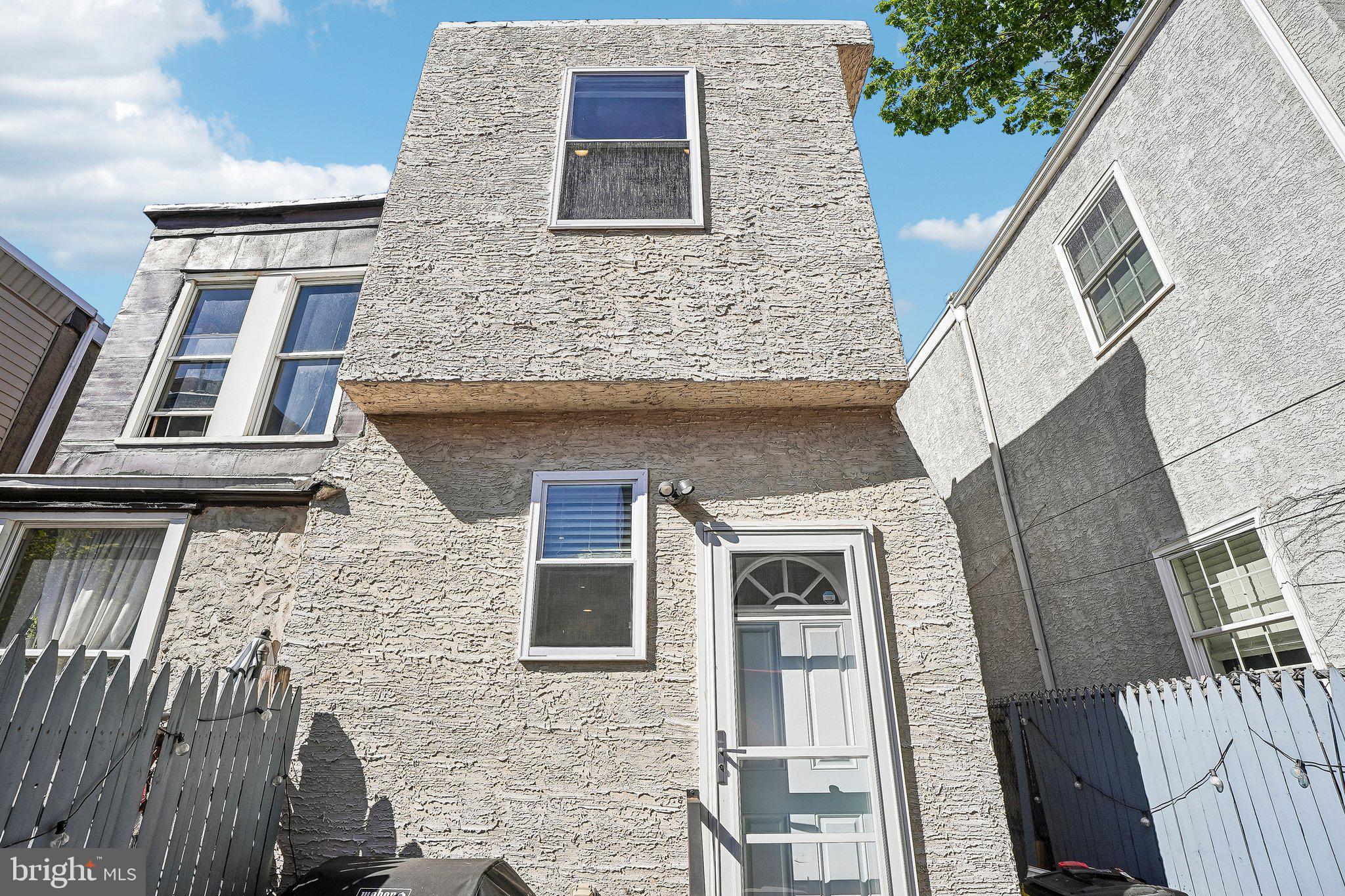POINT BREEZE - Residential
