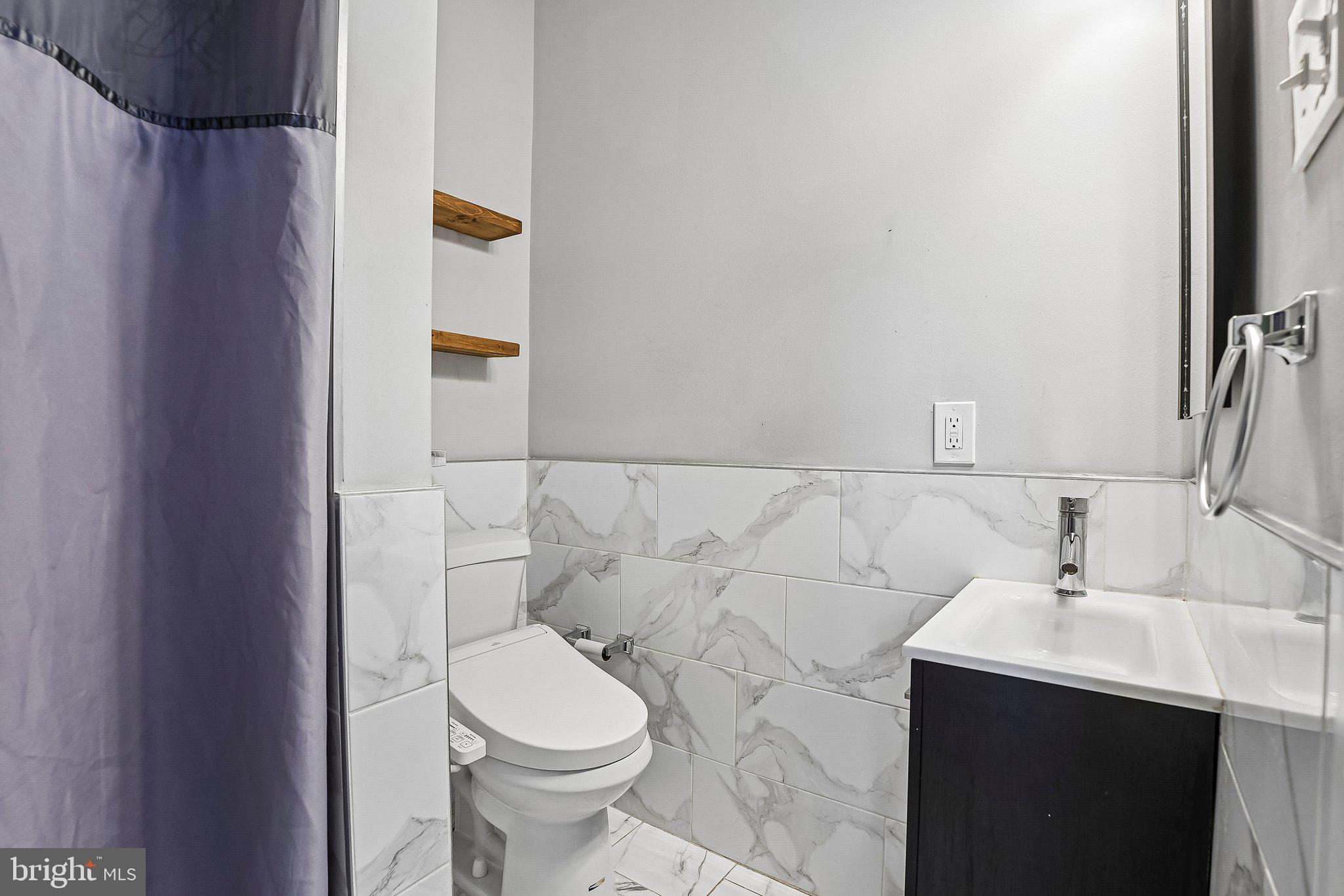 POINT BREEZE - Residential