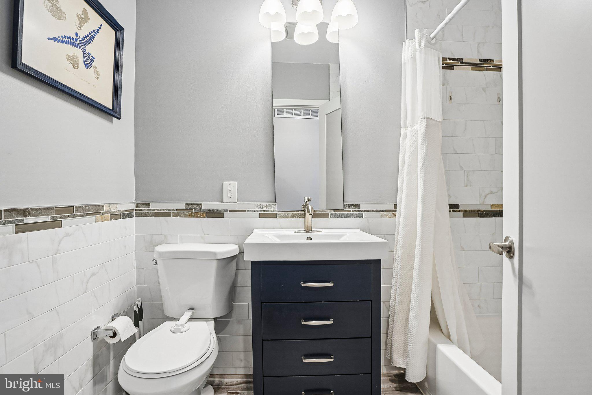 POINT BREEZE - Residential